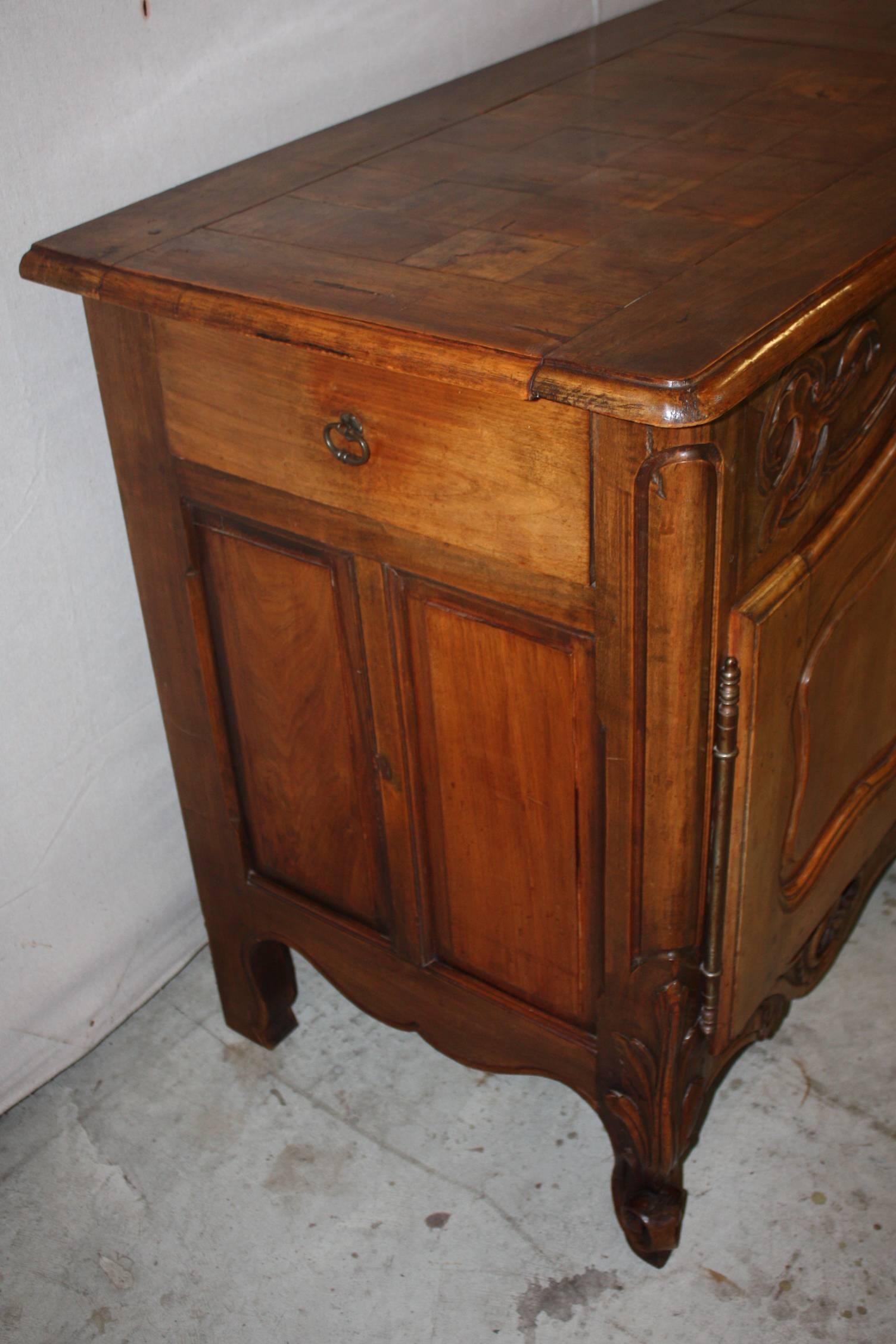 Late 19th Century French Walnut Enfilade 2