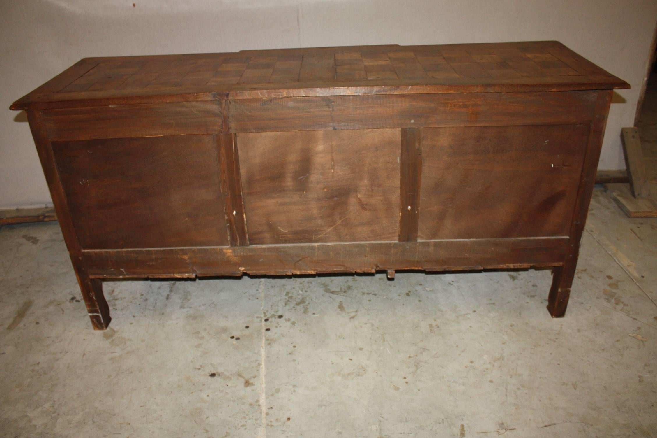 Late 19th Century French Walnut Enfilade 7