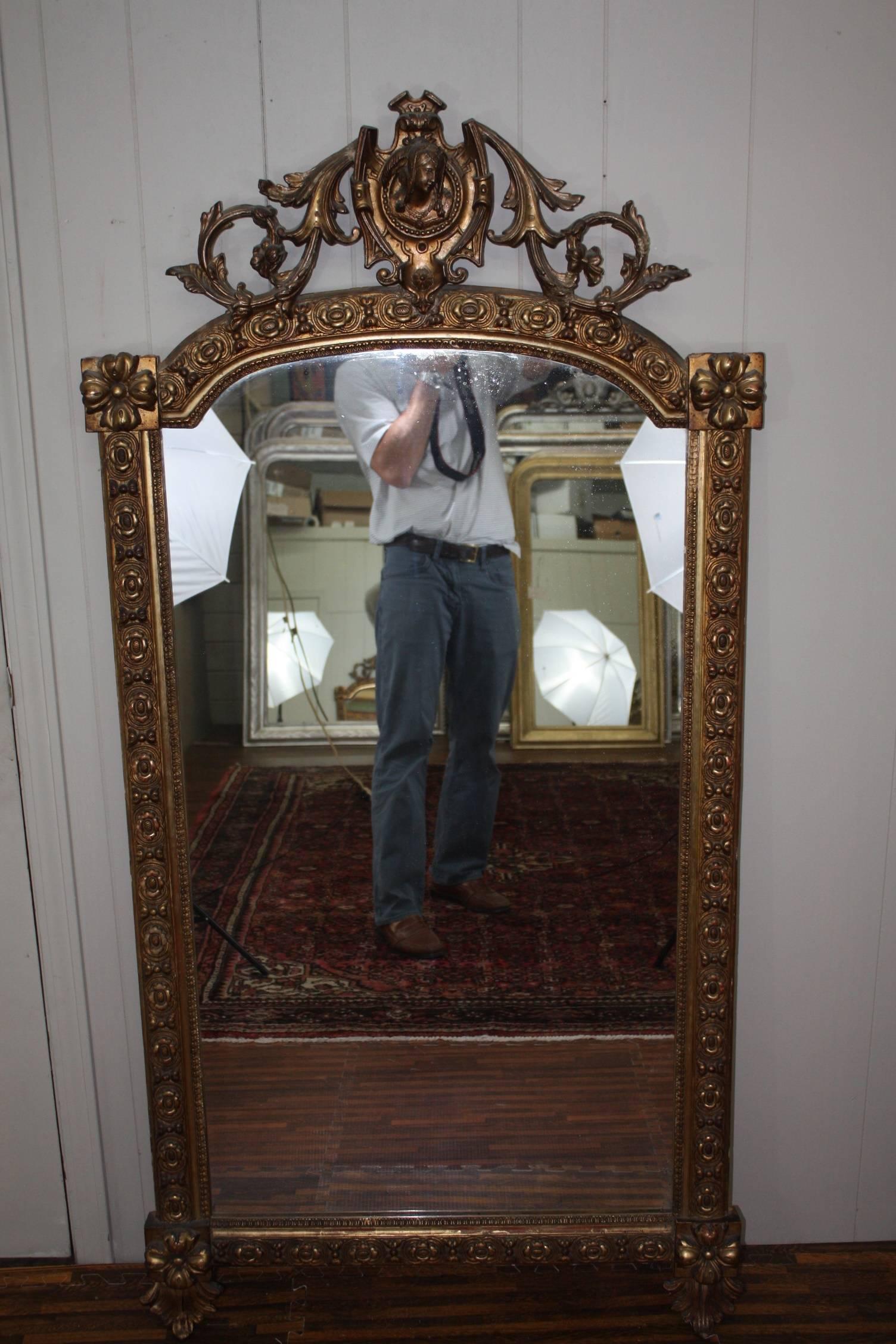 19th Century French Gilded Mirror with Cartouche 7