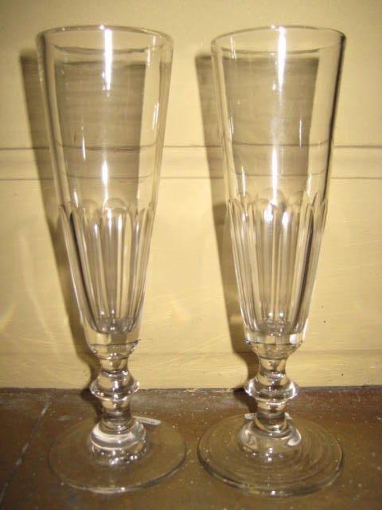 French Handblown Champagne Glasses For Sale at 1stDibs french