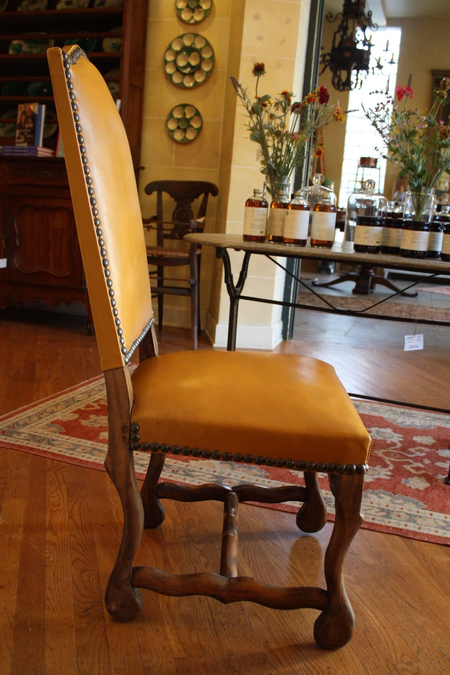 Set of Six 19th Century Walnut Os De Mouton Chairs 1