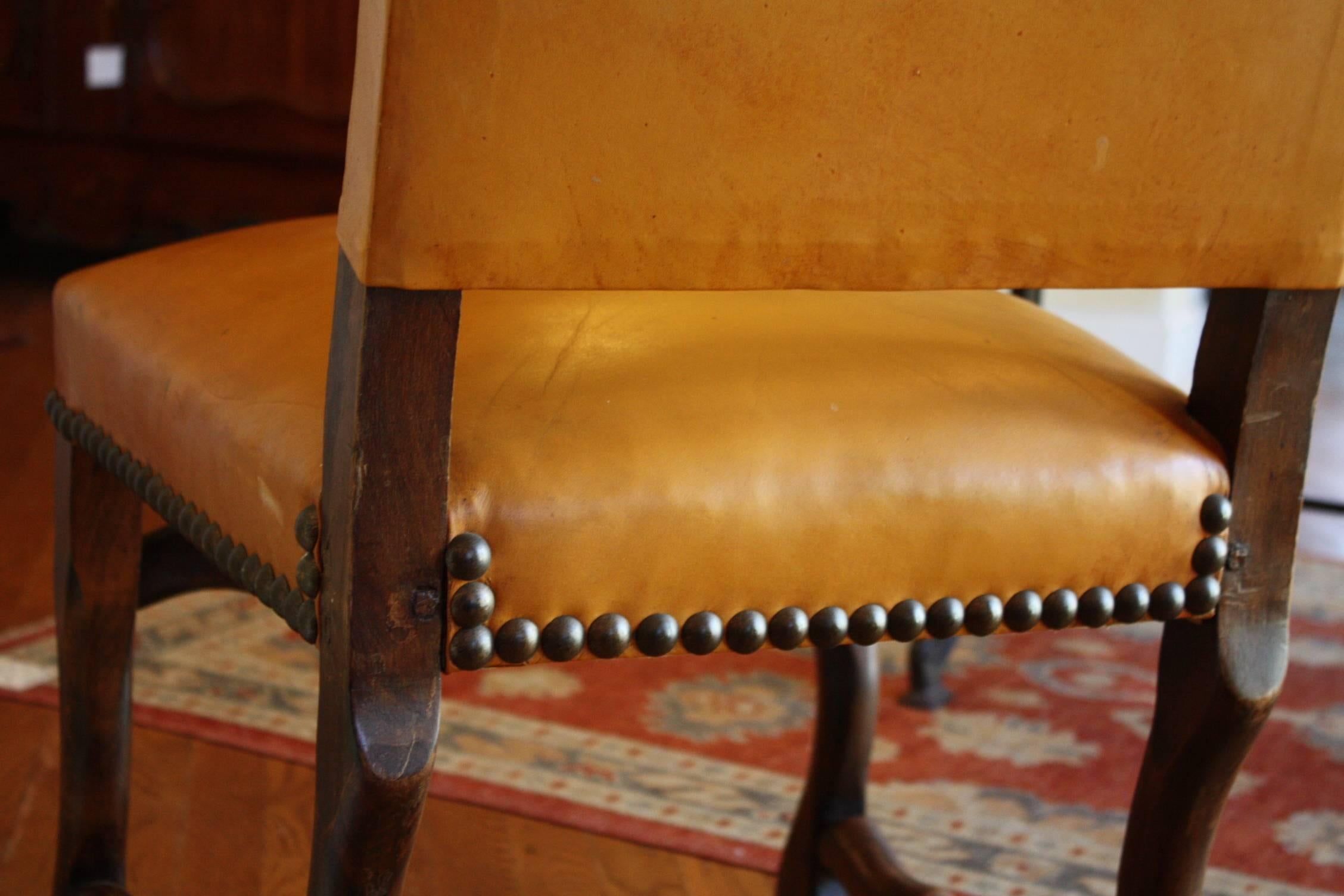 Set of Six 19th Century Walnut Os De Mouton Chairs 4