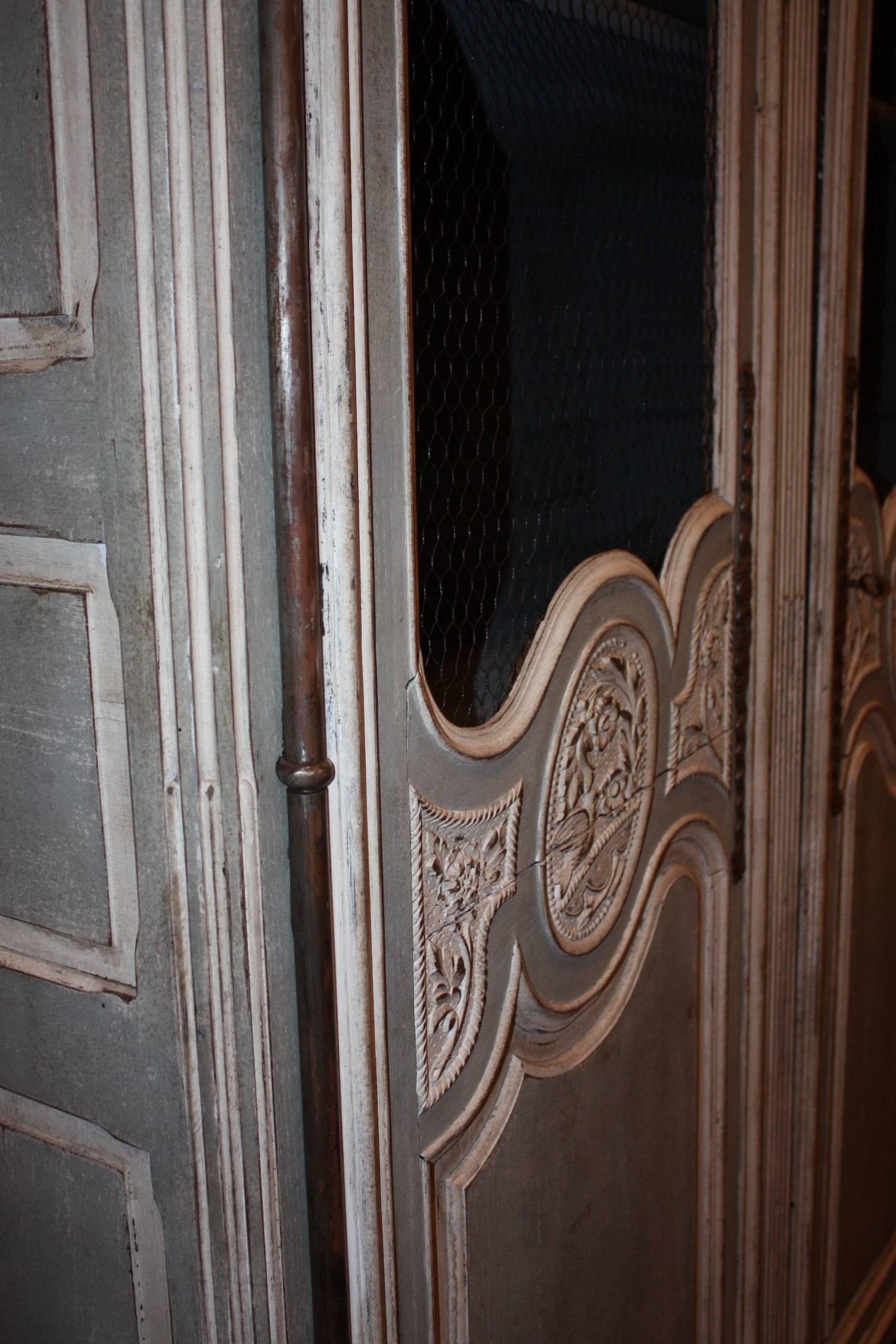 Beautifully Carved French Screened Painted Armoire 3