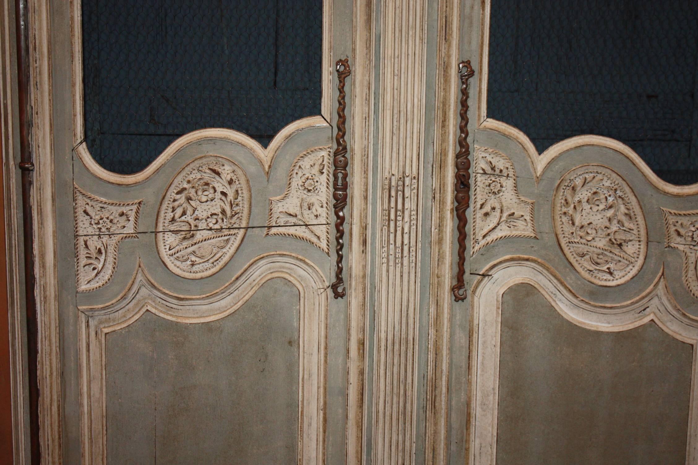 Beautifully Carved French Screened Painted Armoire In Good Condition In Fairhope, AL