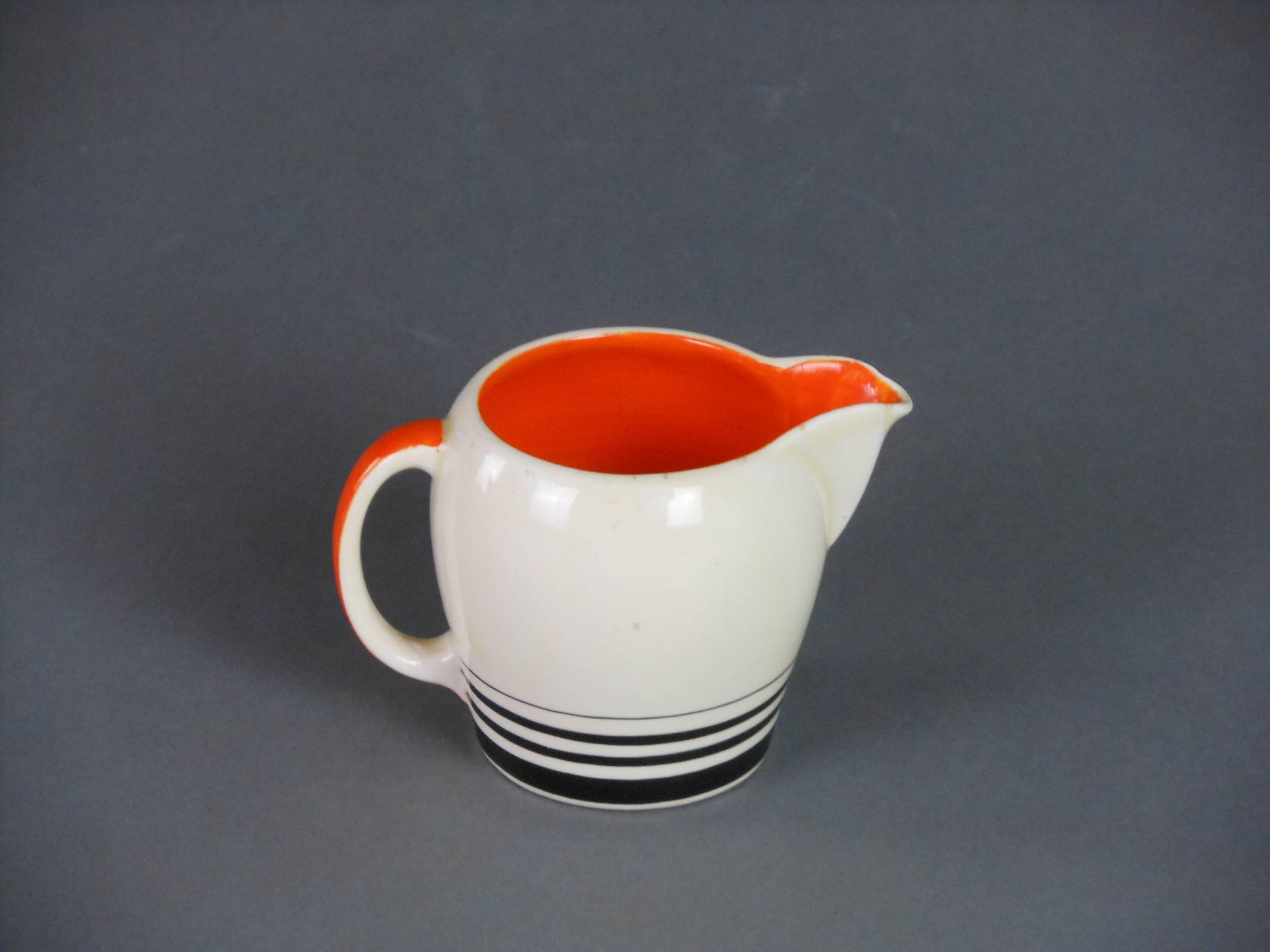 English Art Deco Coffee Set by Susie Cooper In Good Condition For Sale In New York, NY