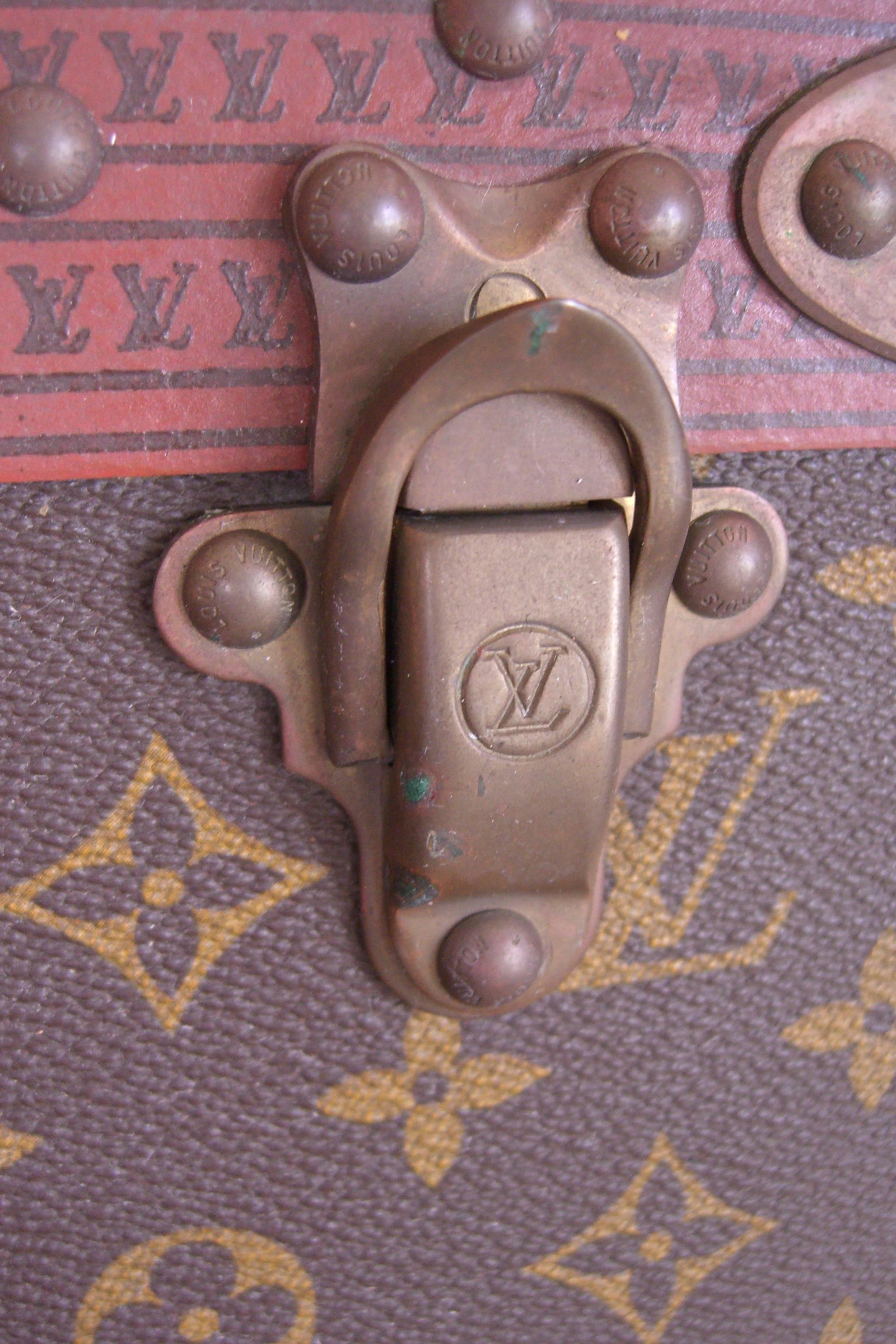 A Vintage Louis Vuitton Monogram Alzer Suitcase 2