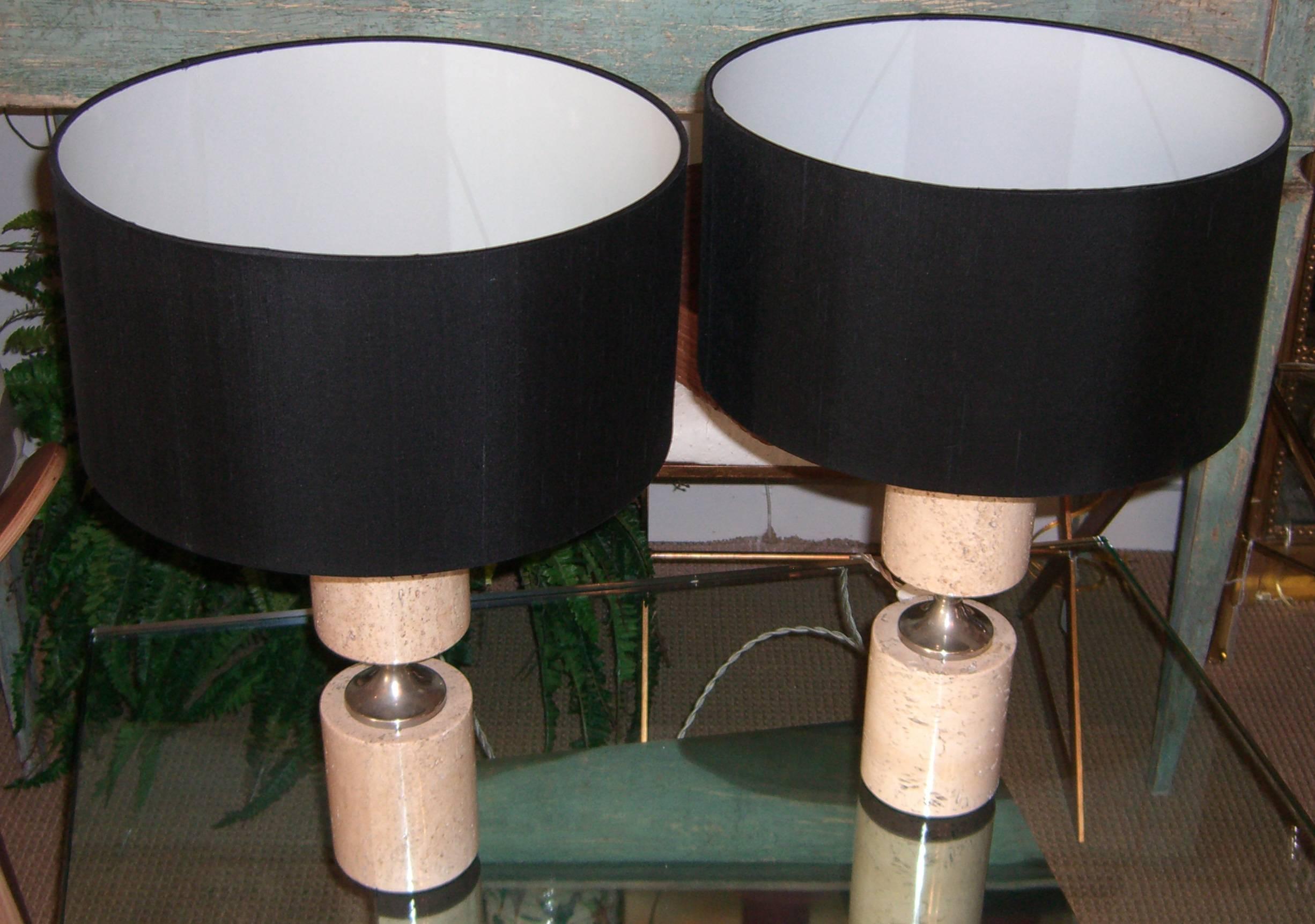 Streamlined Moderne Pair of Travertine and Nickel Table Lamps Attributed to Maison Barbier For Sale
