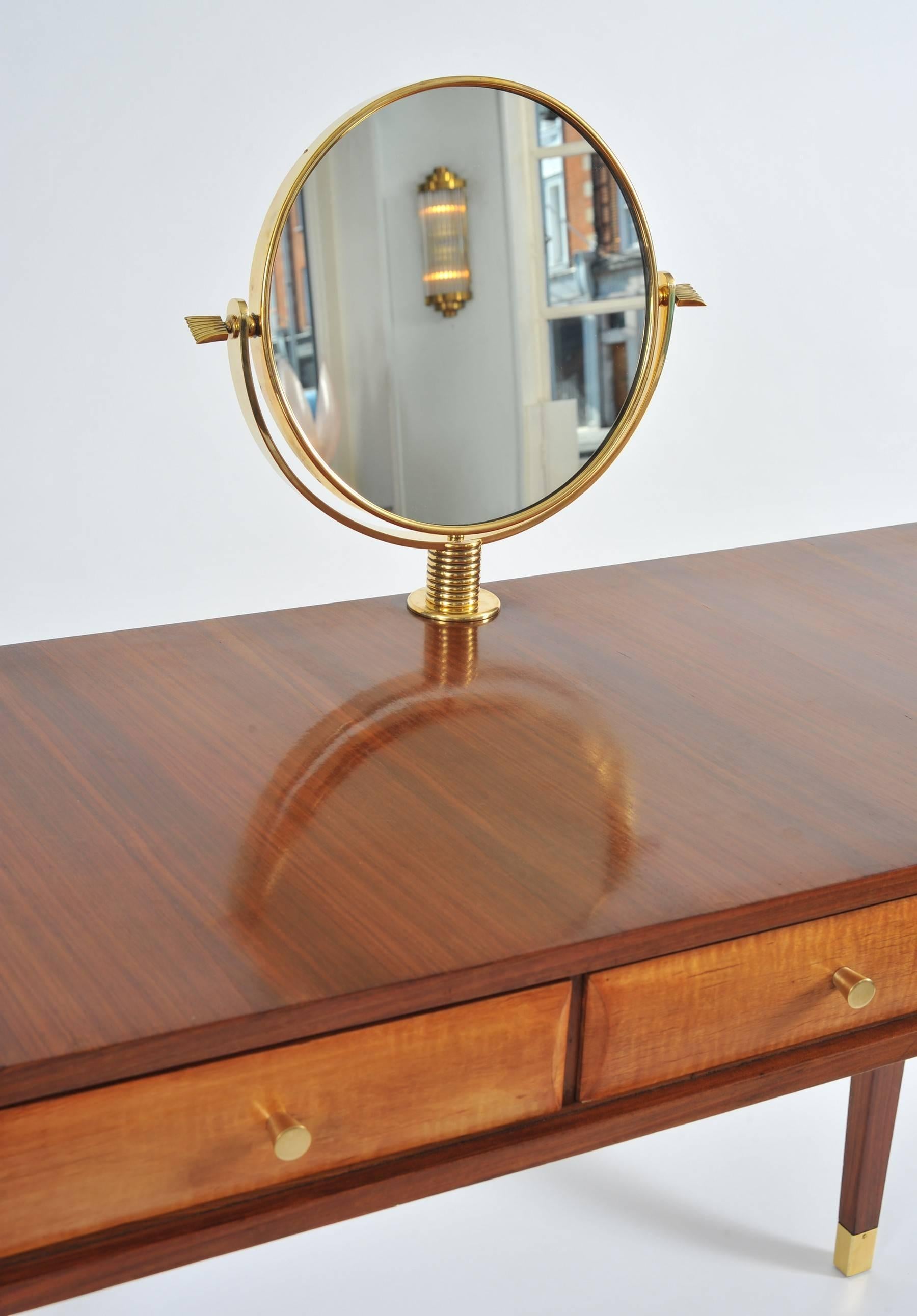1950s Italian Vanity Table in the Style of Paolo Buffa In Excellent Condition In London, GB