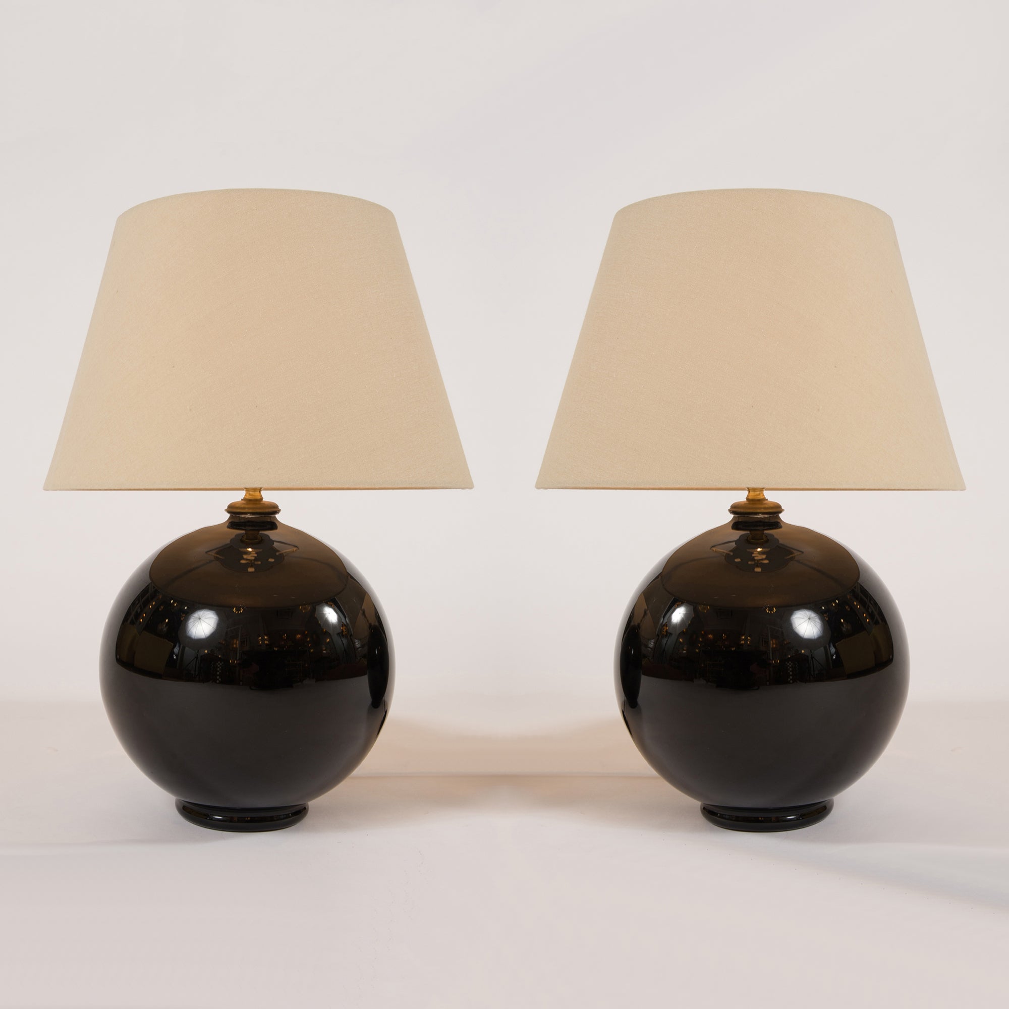 Pair Of 1930s Black Glass Ball Lamps For At 1stdibs
