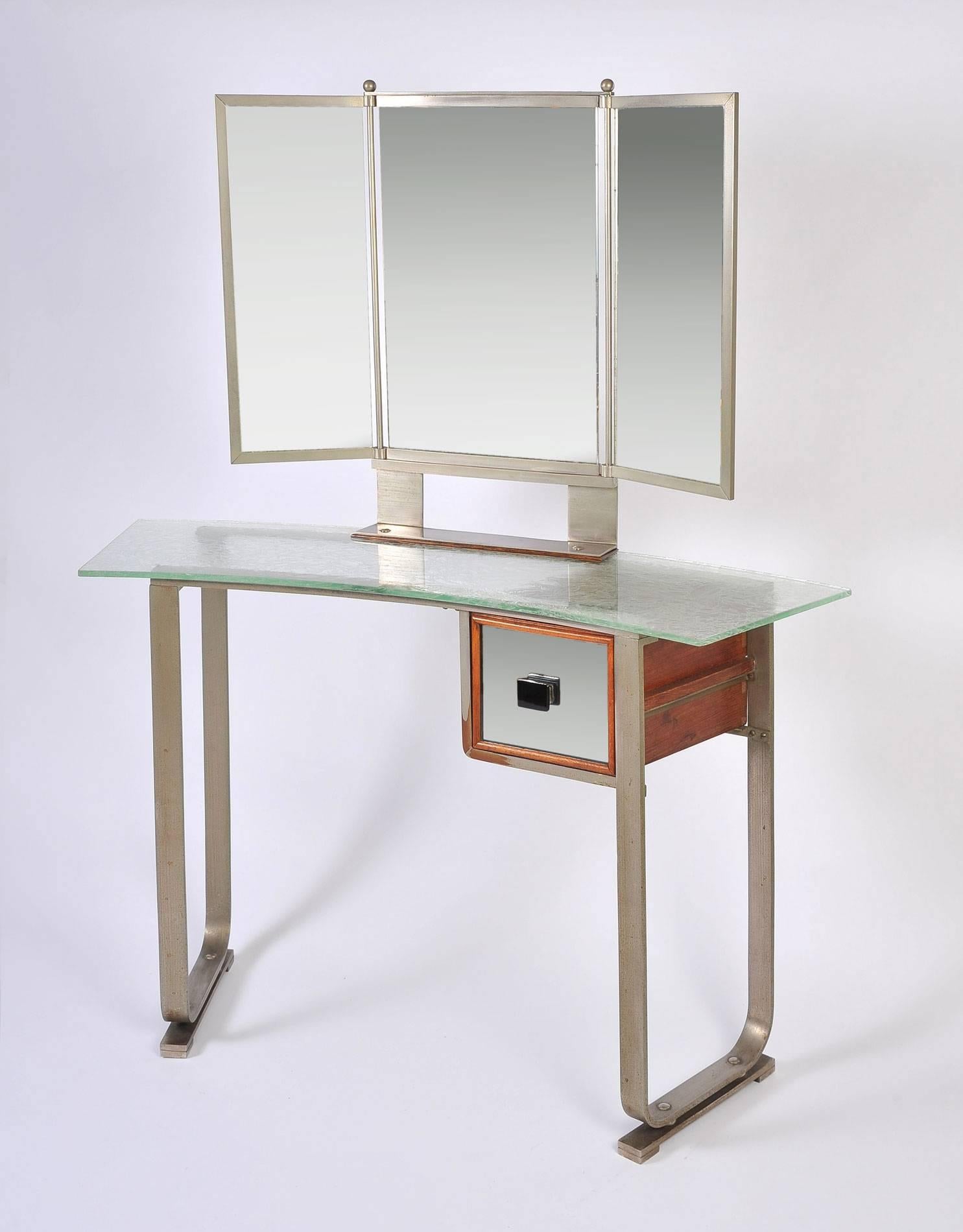 chrome vanity table