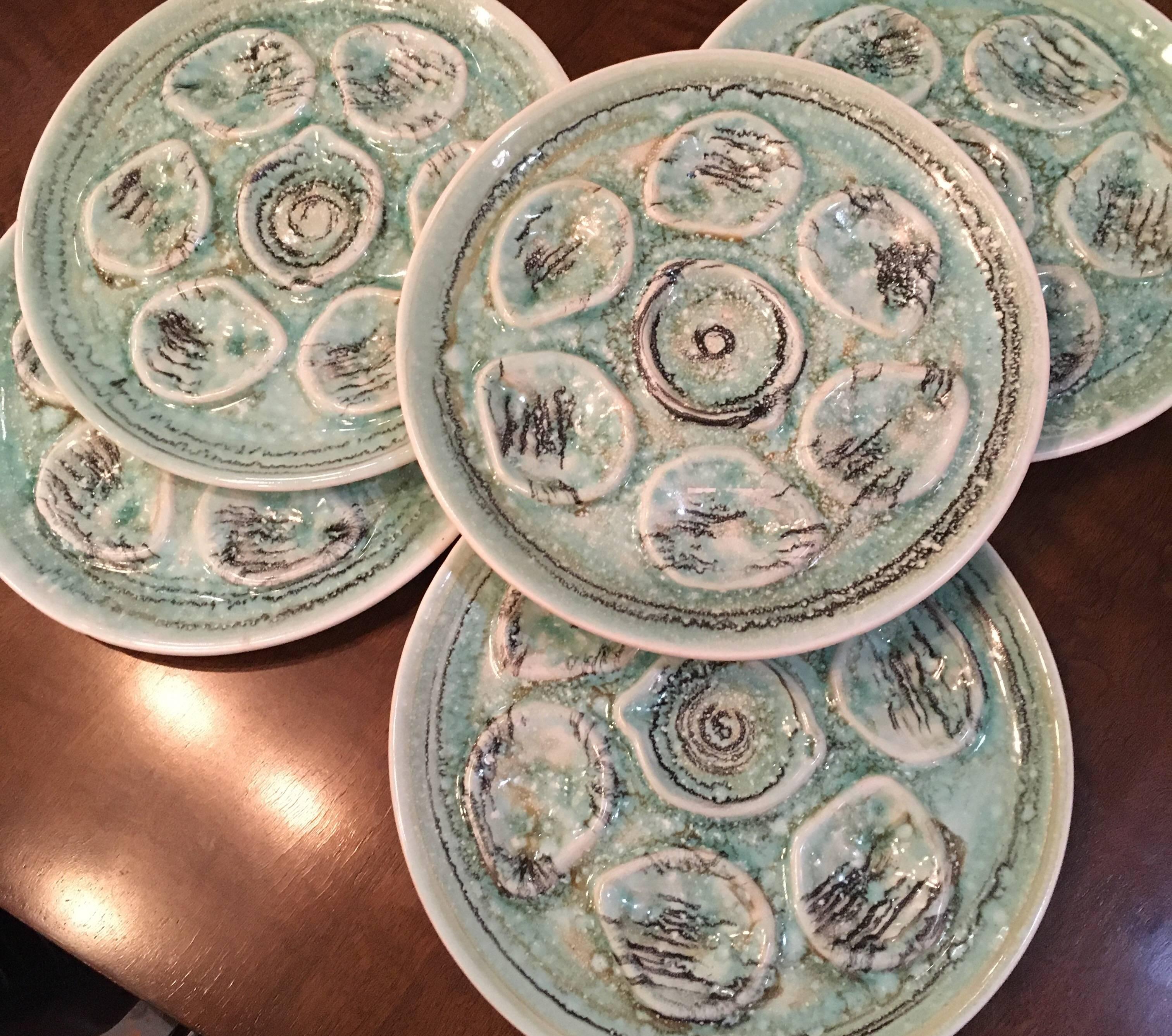 Vintage French Oyster Plates In Good Condition In Seattle, WA