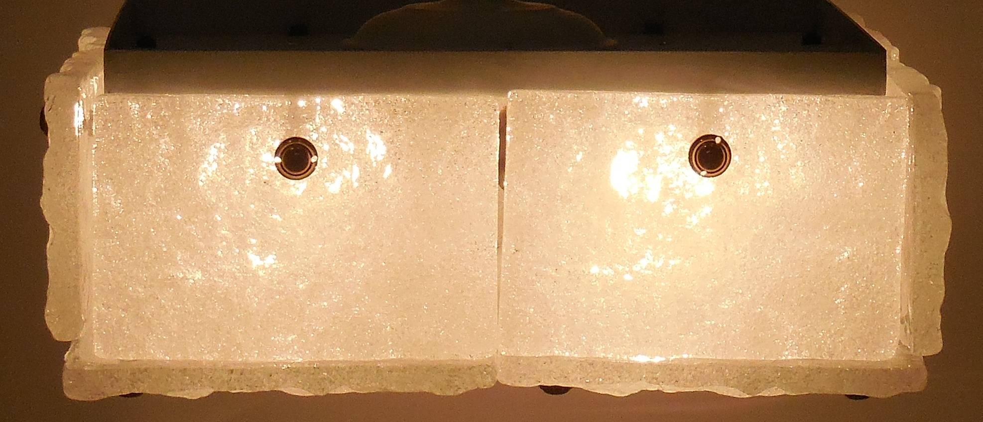 Austriaco Lampadario quadrato in vetro testurizzato Kalamar in vendita