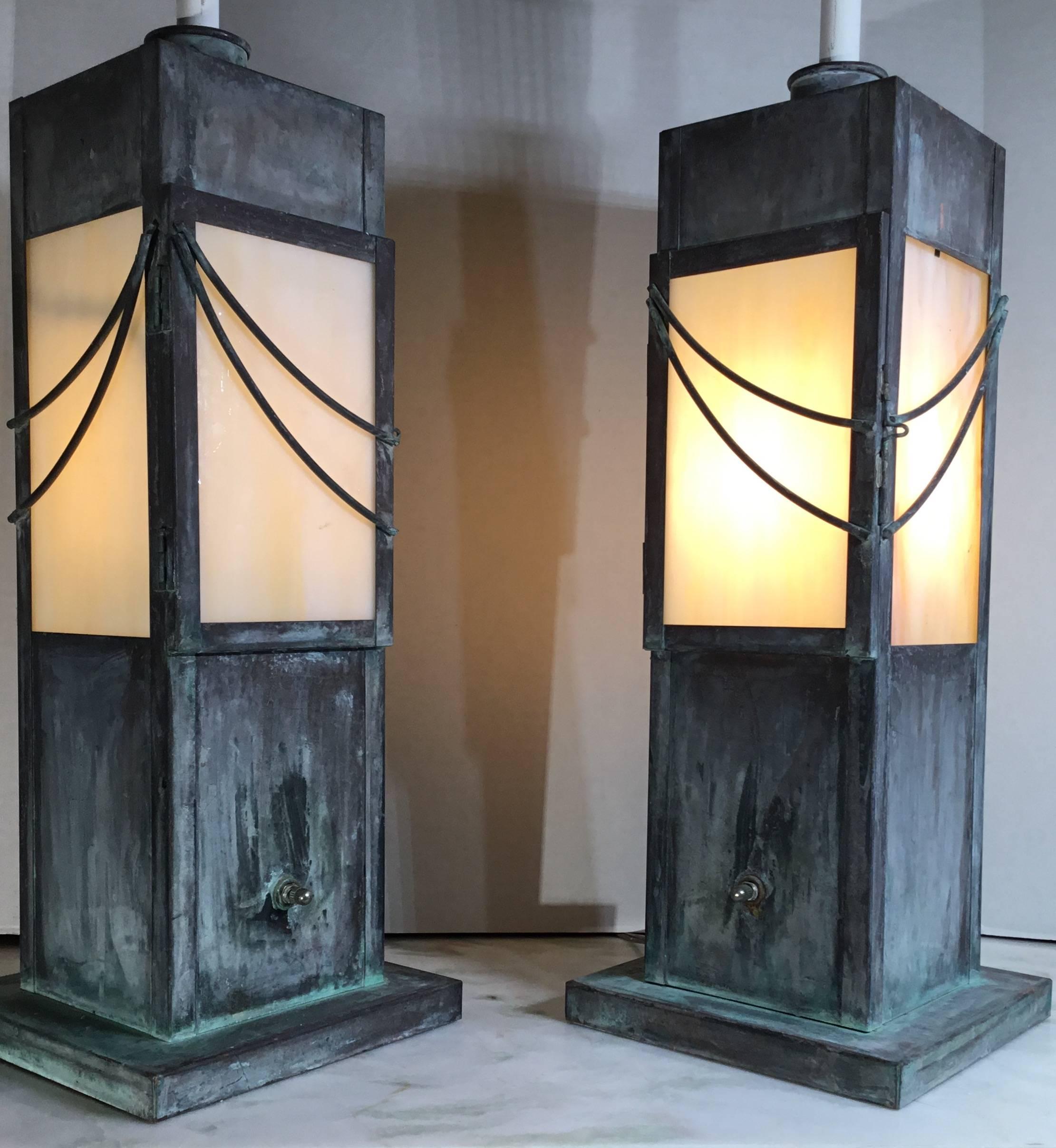 Pair of Copper Table Lamps In Excellent Condition In Delray Beach, FL