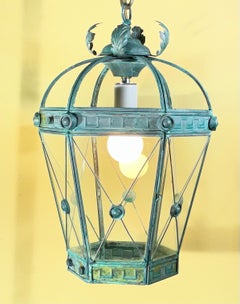 Hängelaterne im Vintage-Stil aus massivem Messing mit Grünspan-Optik – restauriert und neu verkabelt