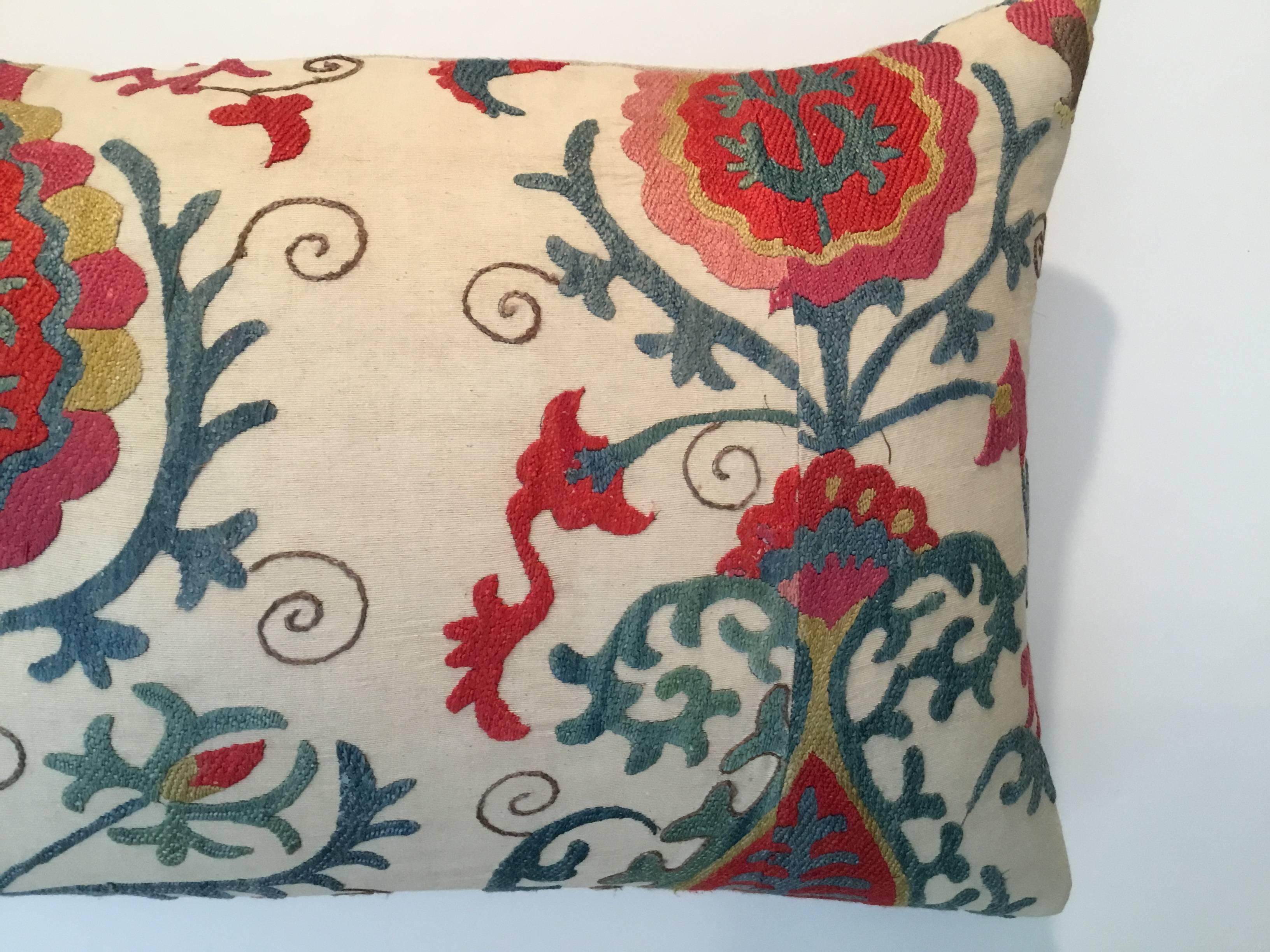 Vintage Suzani Long Pillow In Excellent Condition In Delray Beach, FL