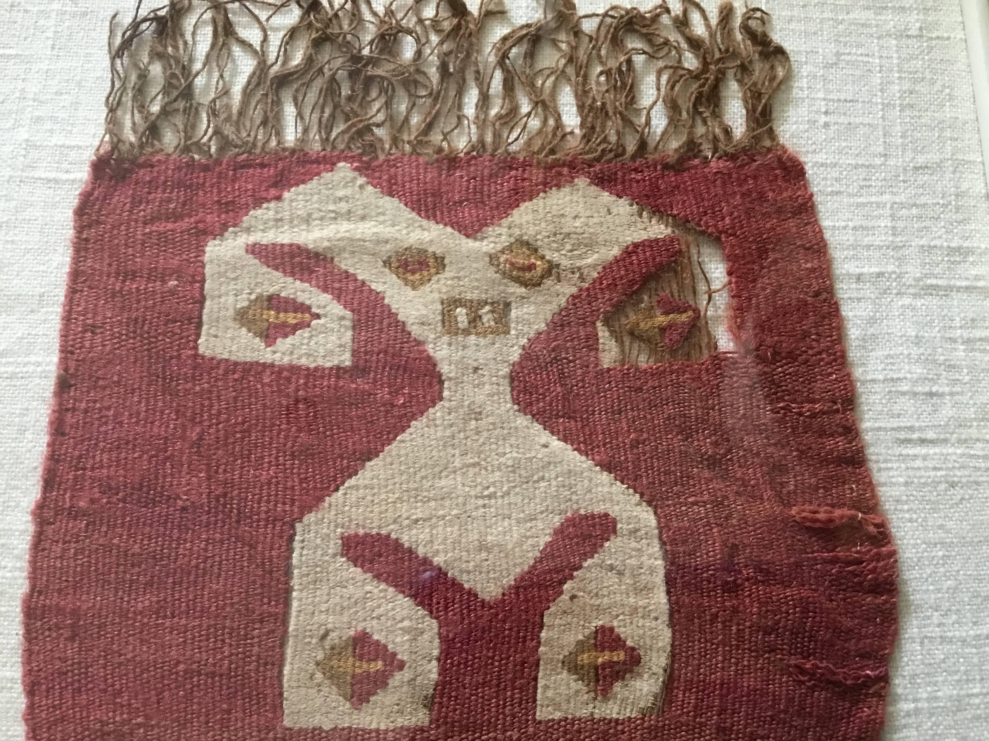 Pre Colombian Antique Peruvian Textile Fragment In Good Condition In Delray Beach, FL