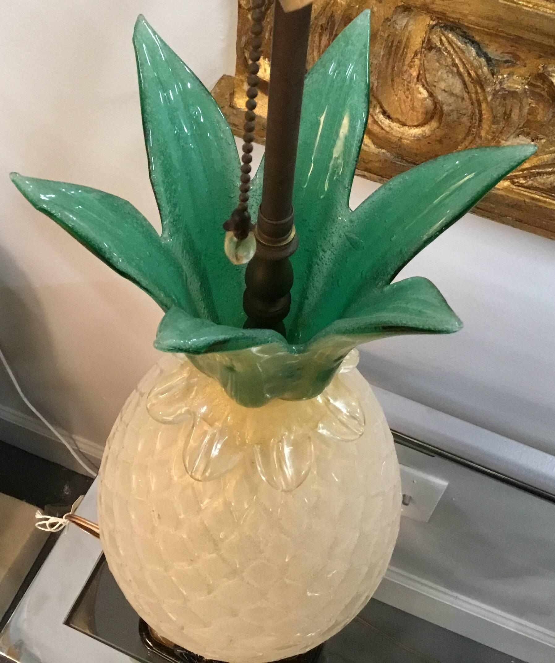 Vintage Italian Pineapple Murano Glass Lamp In Excellent Condition In Delray Beach, FL
