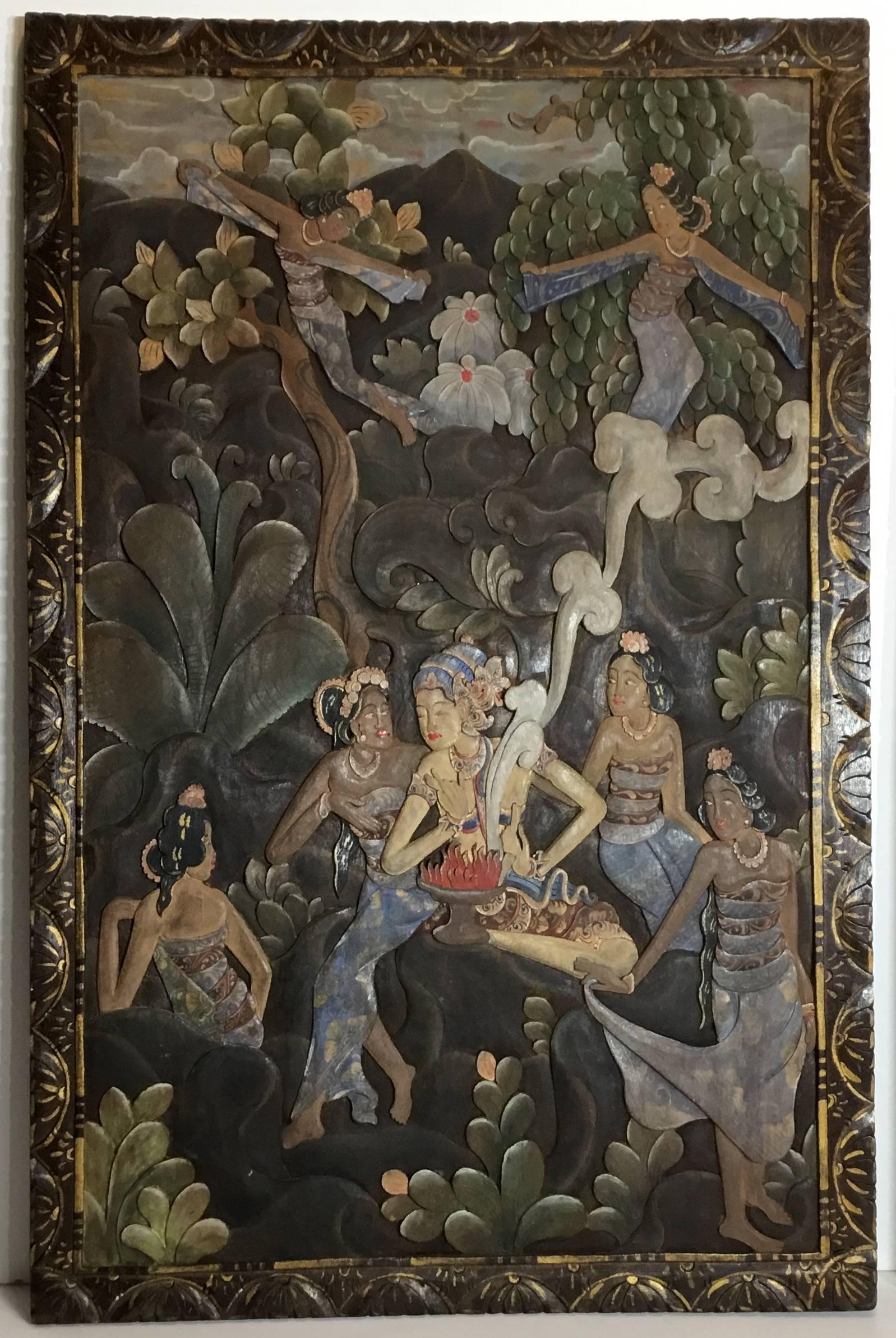 Beautiful Folk Art wood carving from Bali, artfully hand-painted depicting elegant
garden scene, very detailed carving that give the piece depth and beauty.