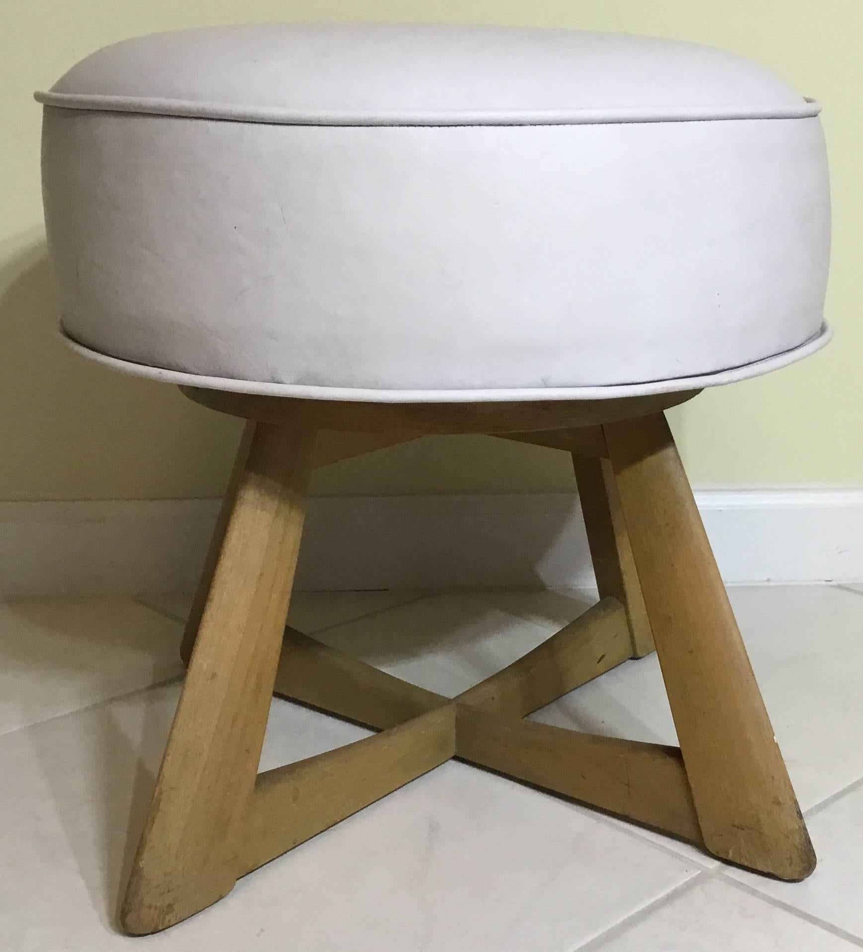 Vintage Haywood Wakefield Foot Stool 3