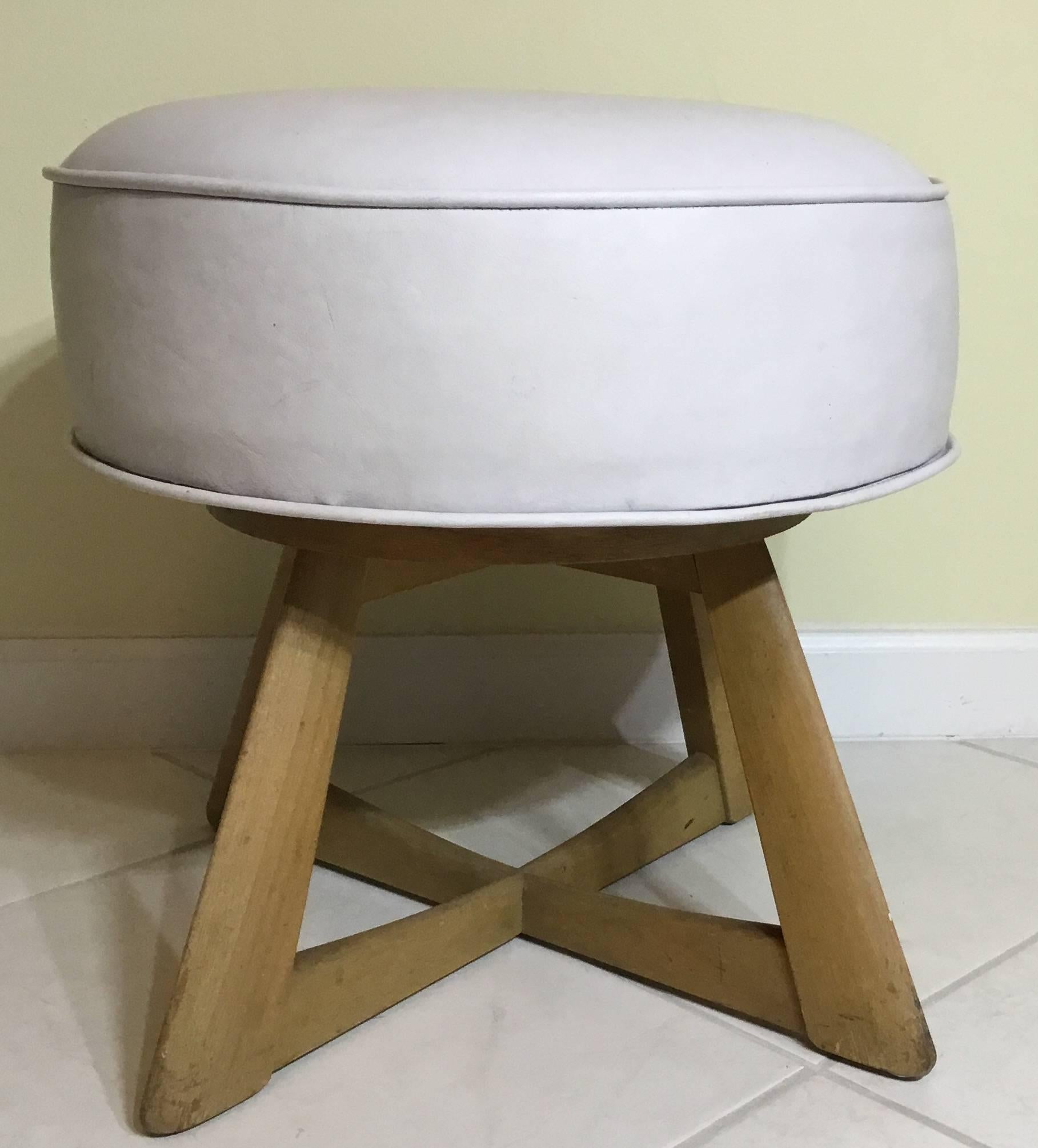 Vintage Haywood Wakefield Foot Stool 4