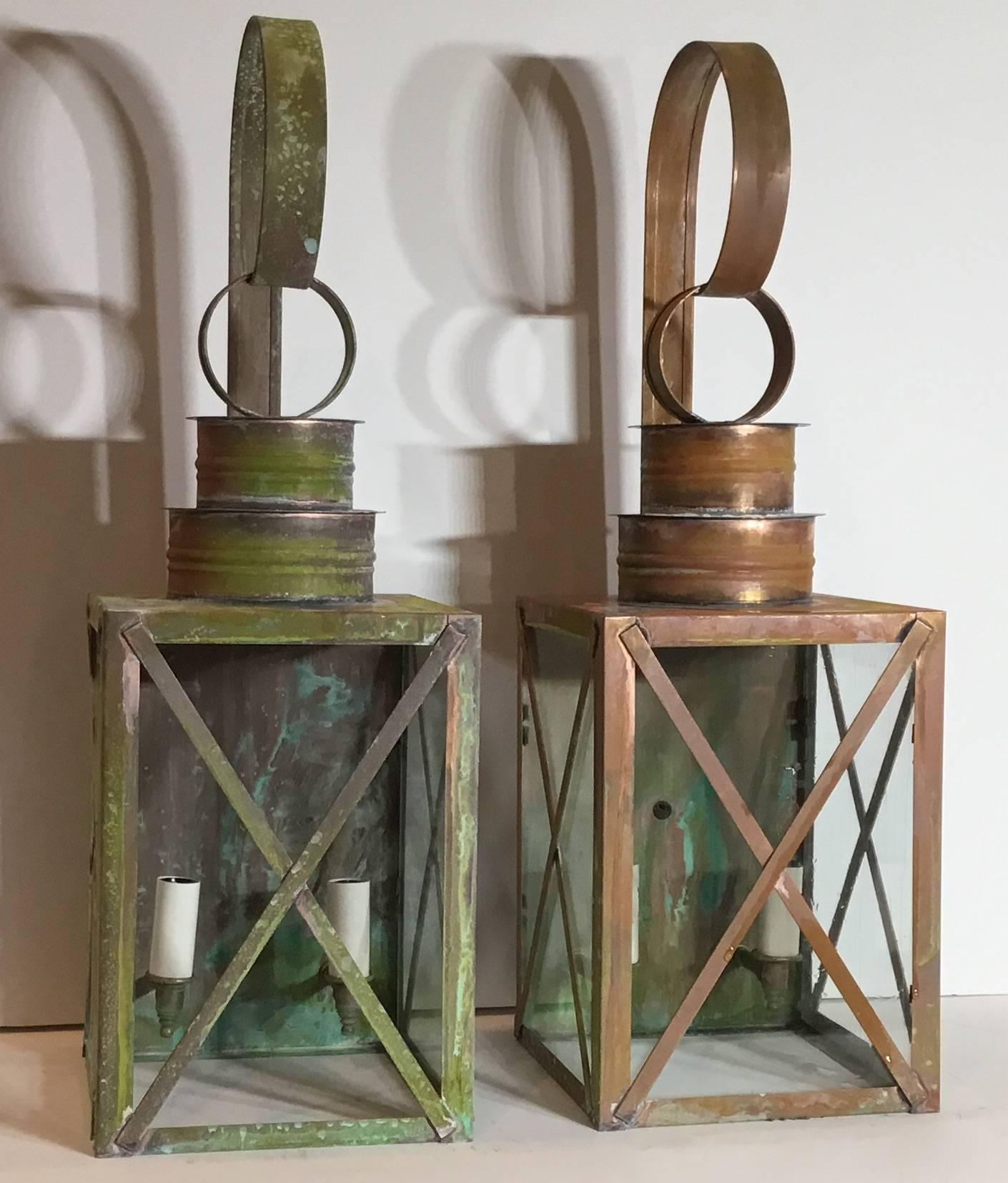 Pair of Elegant Wall Copper Lanterns In Excellent Condition In Delray Beach, FL