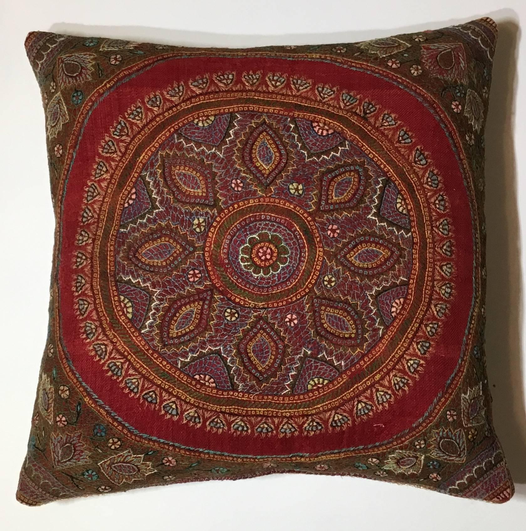 Beautiful hand embroidery pillow made of Persian textile from Karmonsha 
Province in Iran, very detailed and vivid floral motifs.
Frash insert.
Cotton backing.