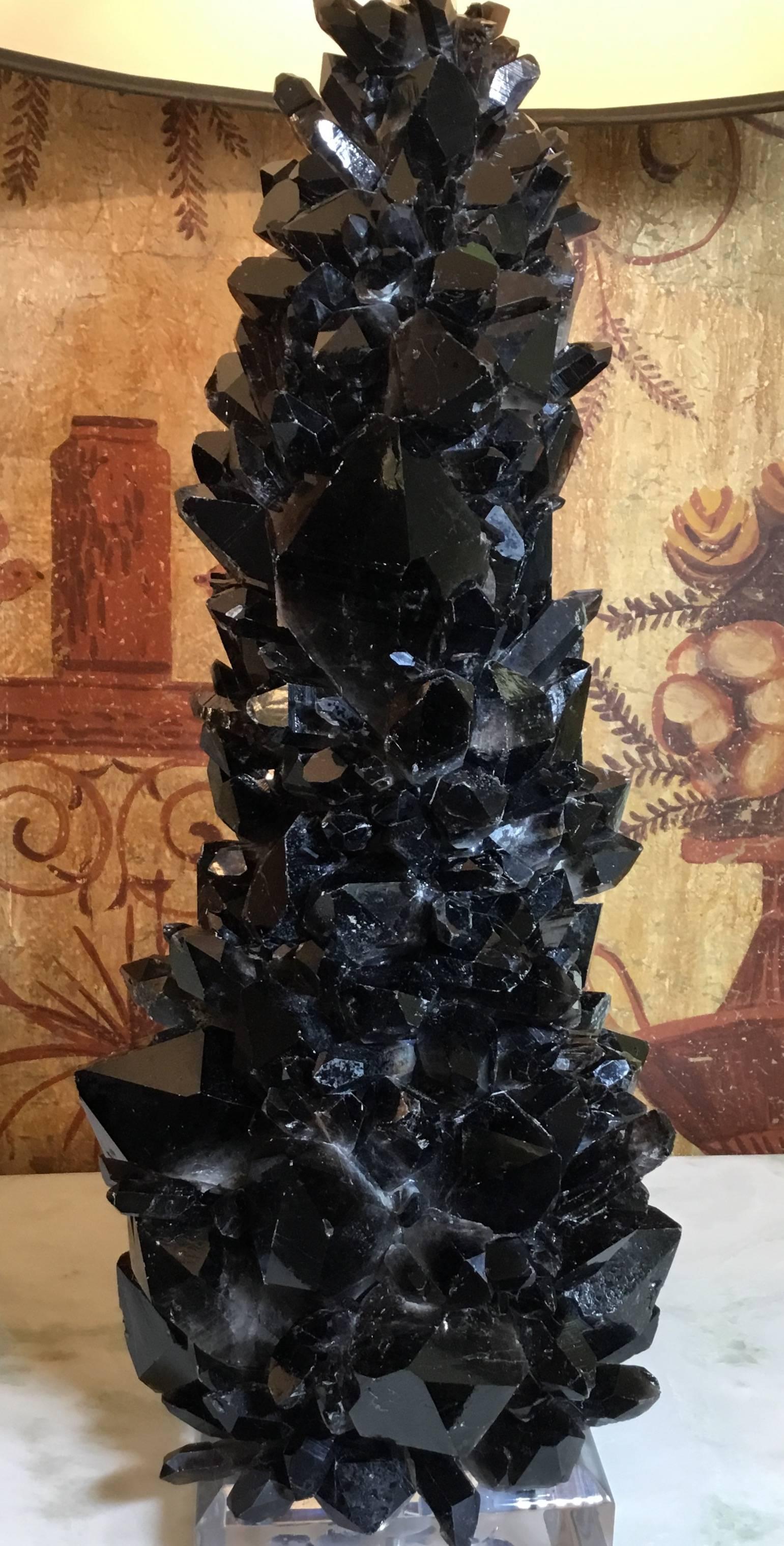 black quartz rock