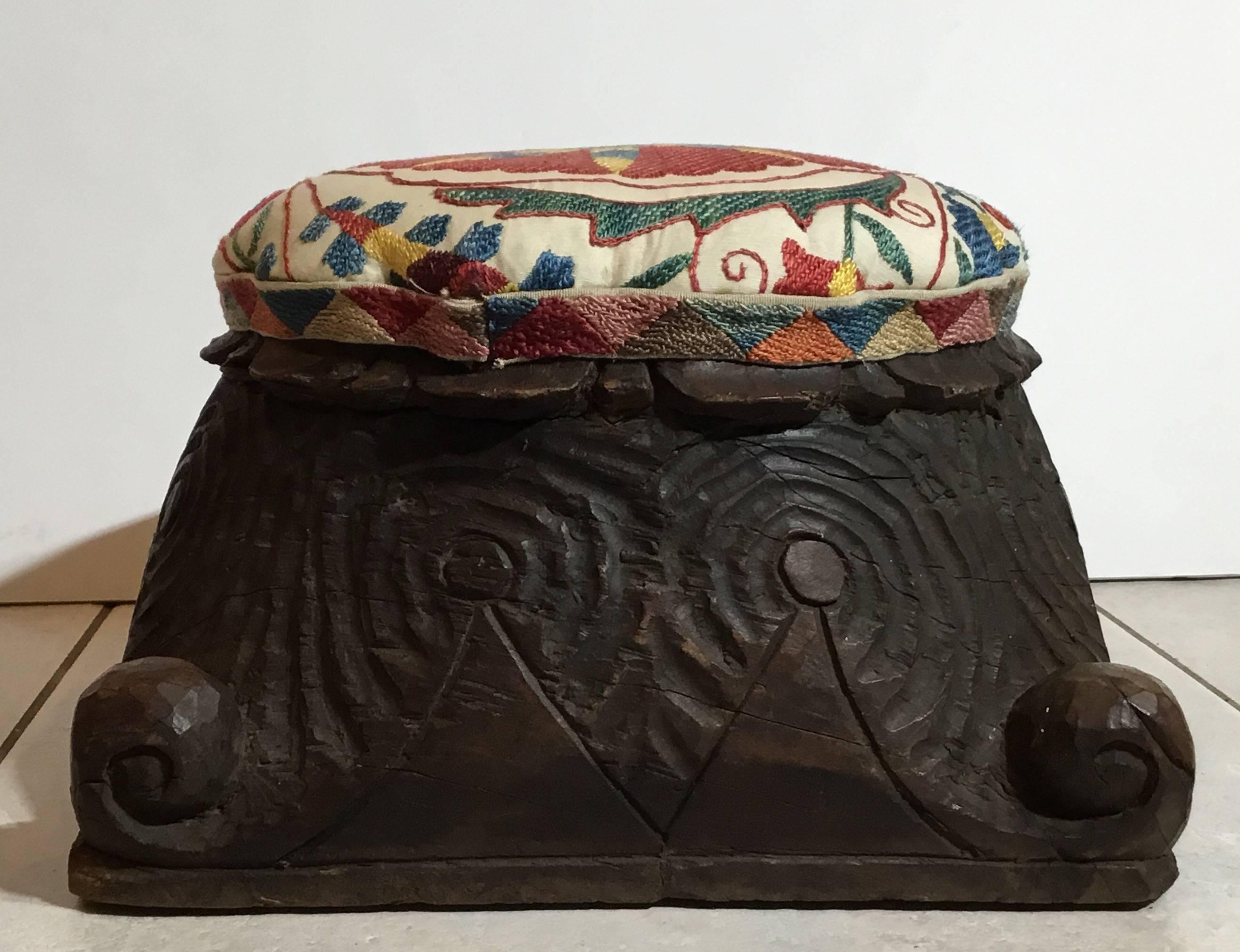 Suzani Foot Stool In Good Condition In Delray Beach, FL