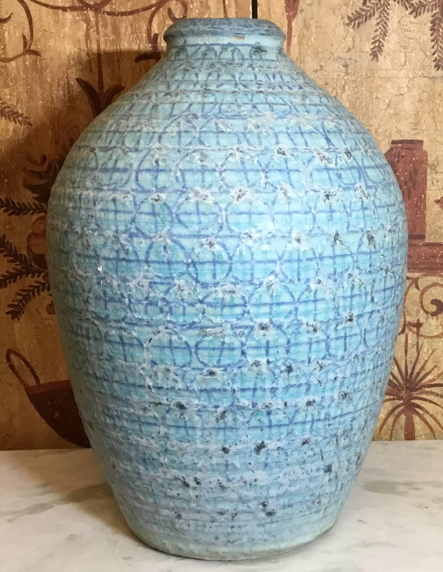 Midcentury Ceramic Vase In Excellent Condition For Sale In Delray Beach, FL