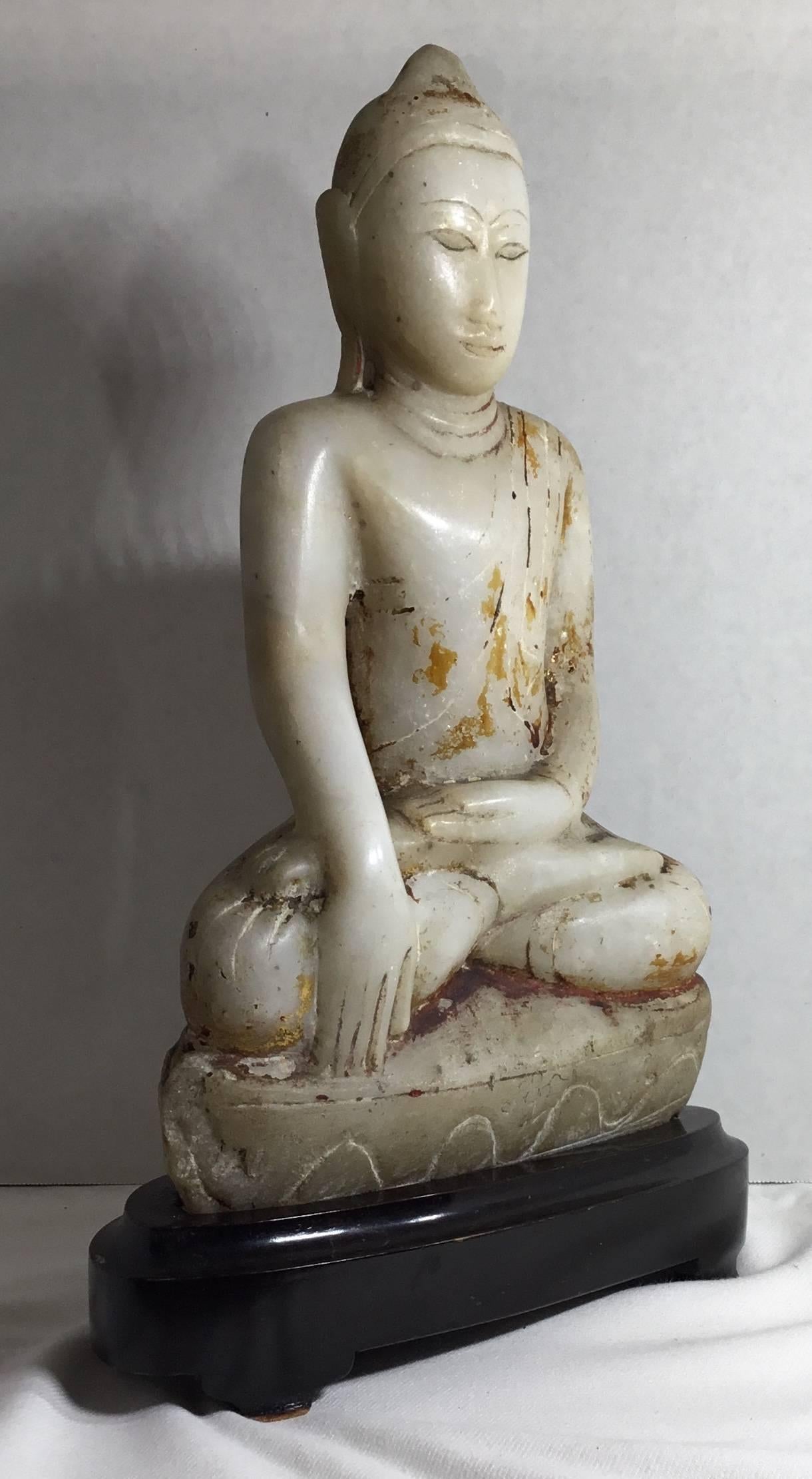 Early 20th Century Fine Antique Hand-Carved Tibetan Sitting Buddha For Sale