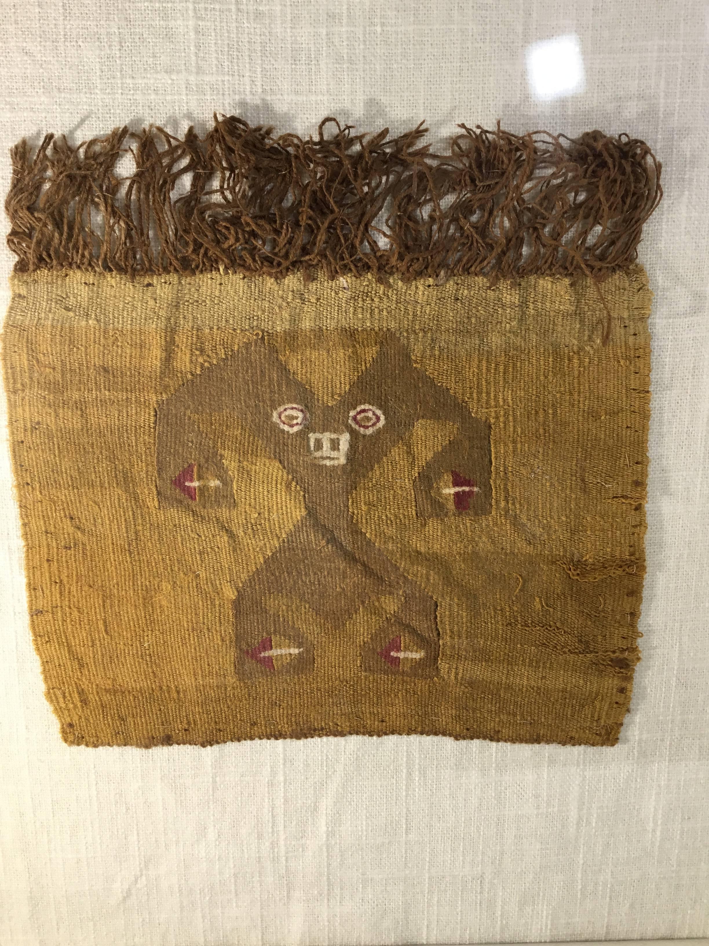 Kolumbianisches antikes peruanisches Textilfragment aus Kolumbien (Wolle) im Angebot