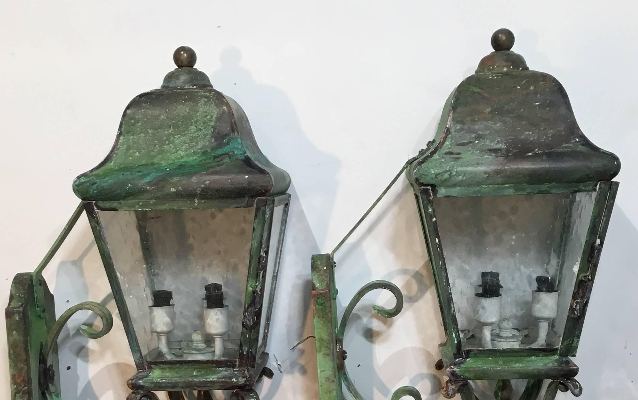 Pair of Architectural Wall Mounting Brass Lanterns 4