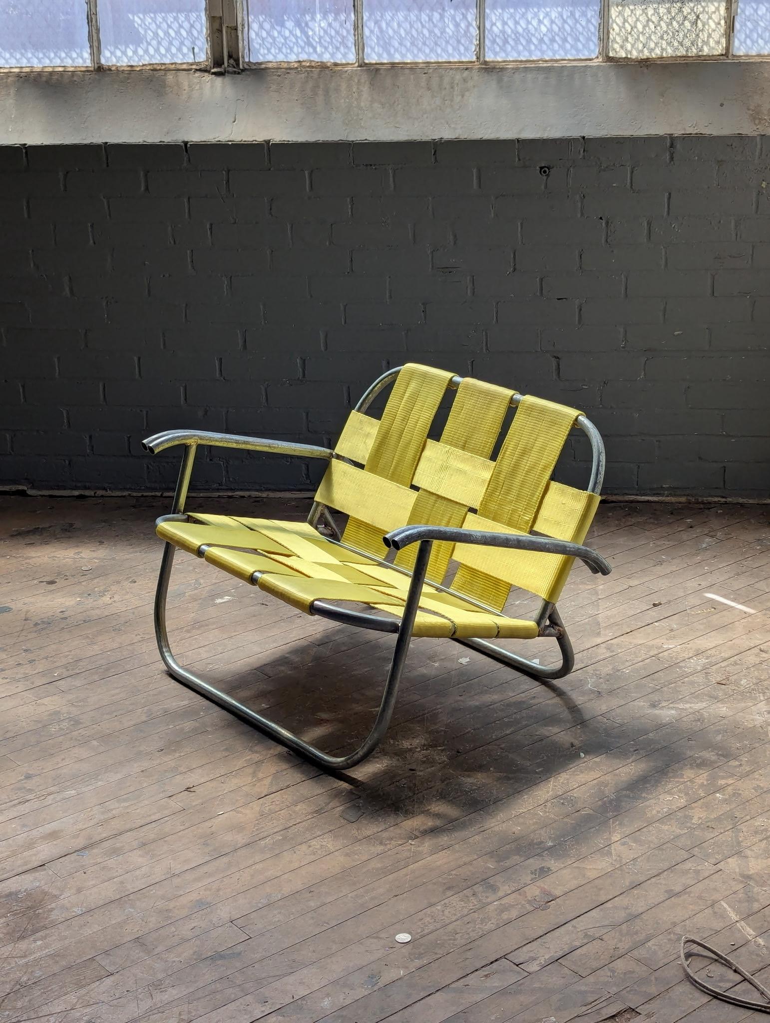 « The RAIR Chair », chaise d'appoint jaune d'artiste recyclé en résidence (RAIR) en vente 1