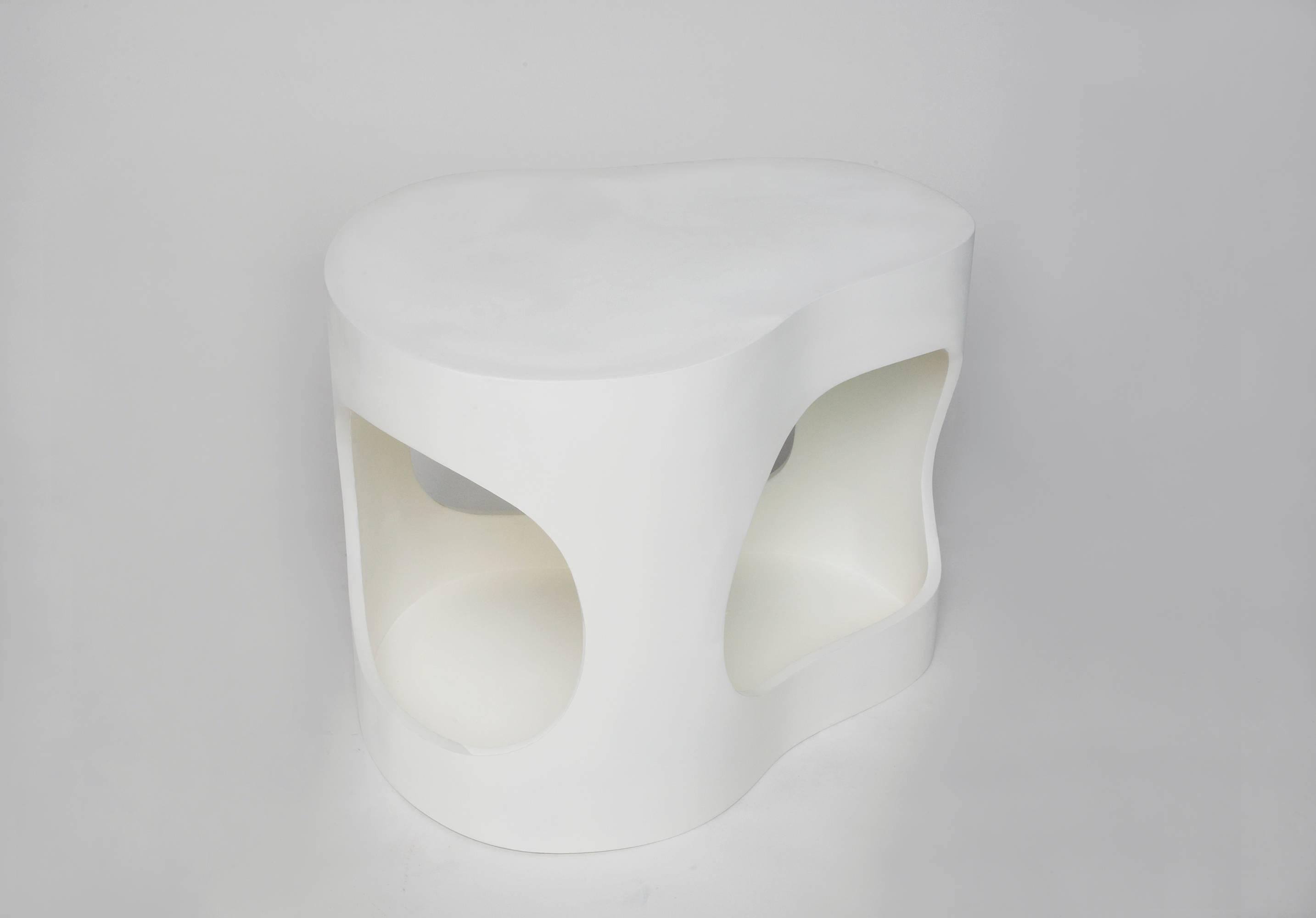 Pair of Cloud Side Tables by Jacques Jarrige, 2015 In Excellent Condition For Sale In New York, NY