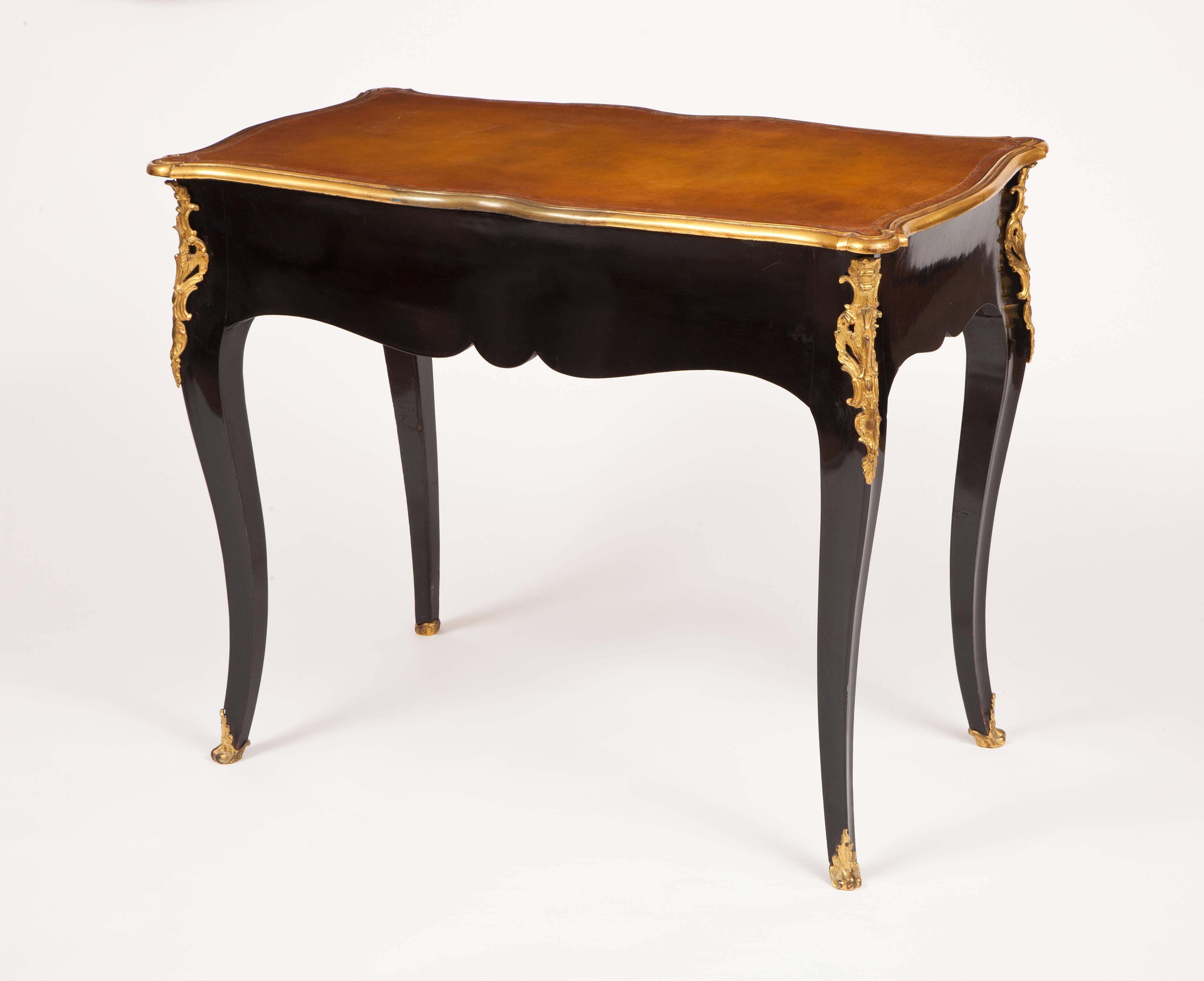 Fine French Louis XV Small Writing Table 4