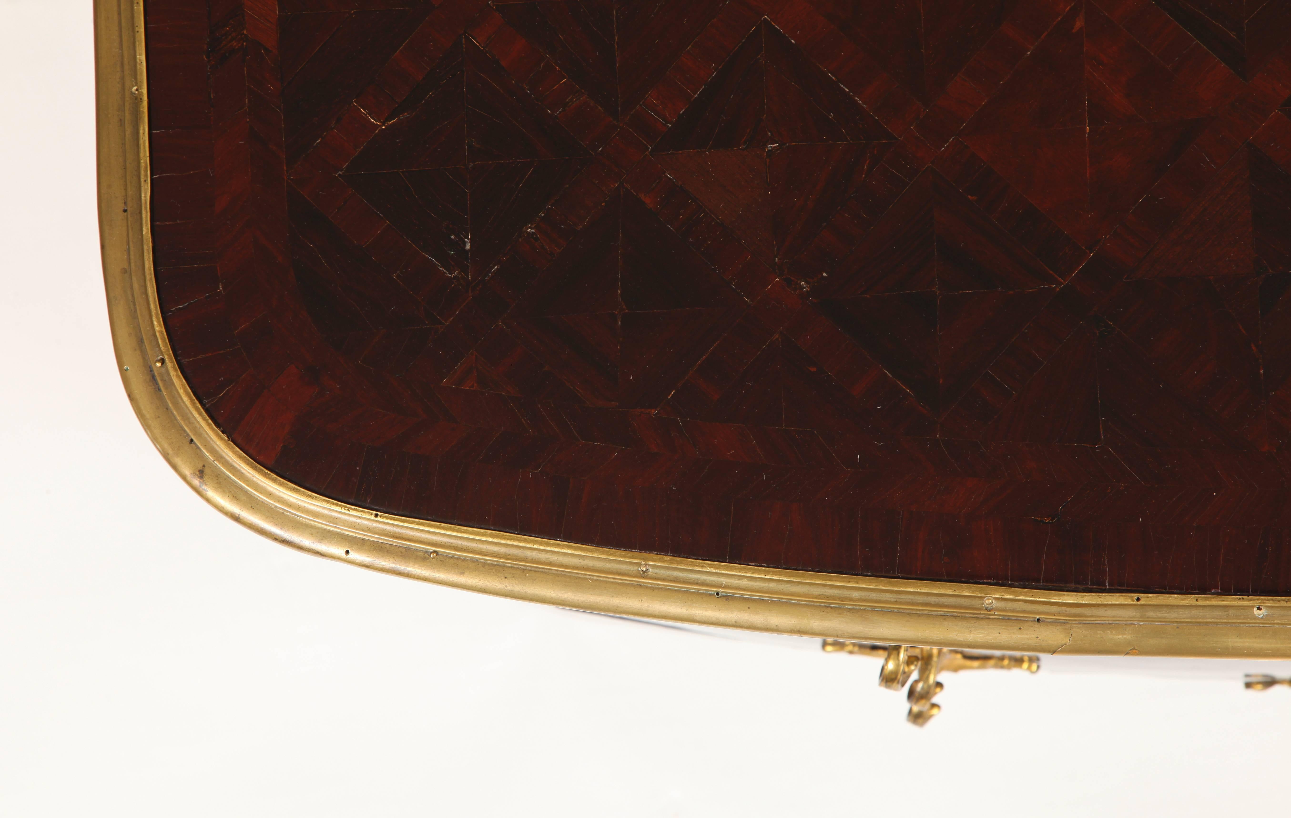 Fine French Early Louis XV Commode with Parquetry Inlay For Sale 4