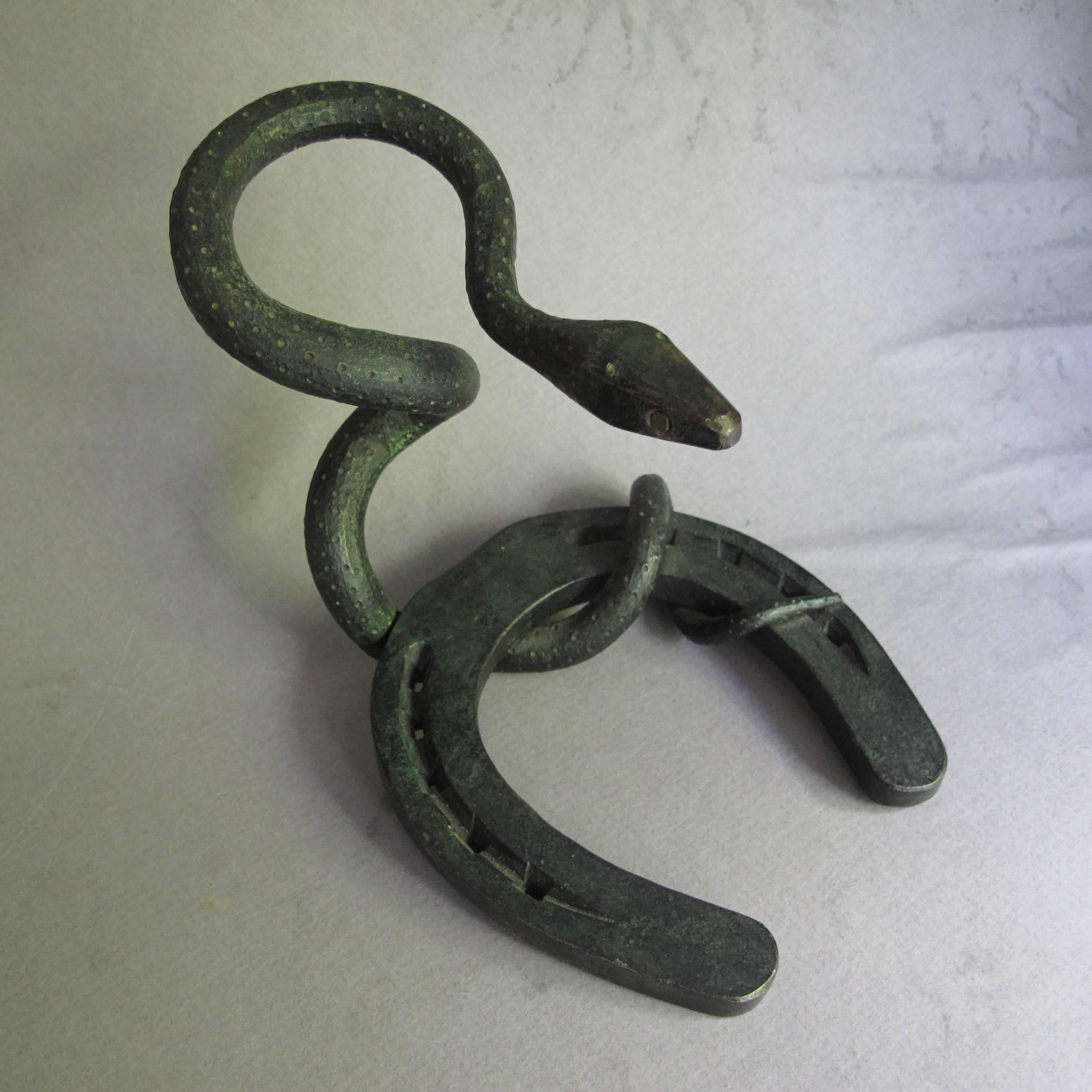 Forged Iron Snake and Horseshoe Intertwined In Excellent Condition For Sale In New York, NY