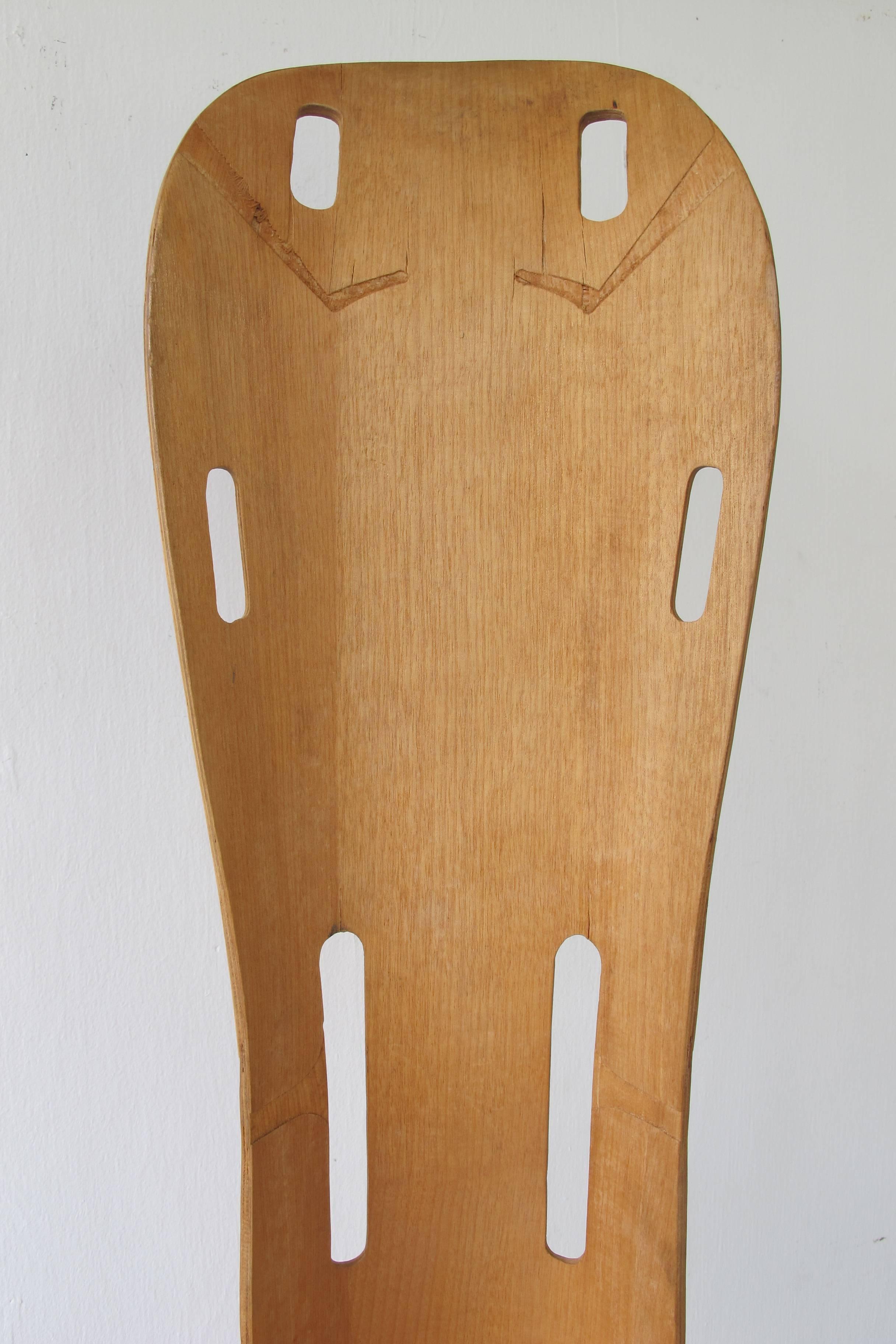 Charles Eames Molded Plywood Leg Splint In Excellent Condition In New York, NY
