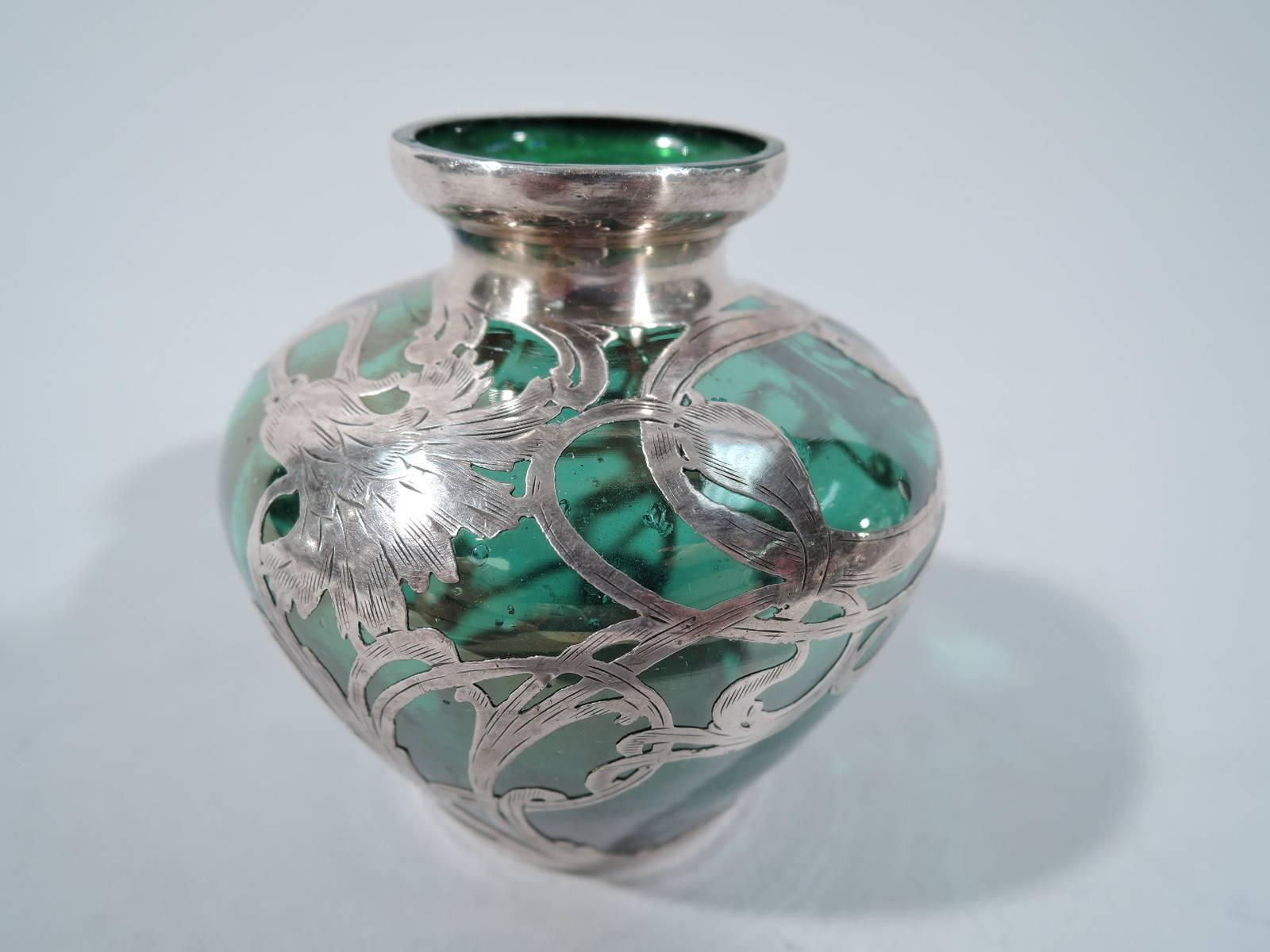 La Pierre Art Nouveau Green Glass Vase with Silver Overlay (Art nouveau)
