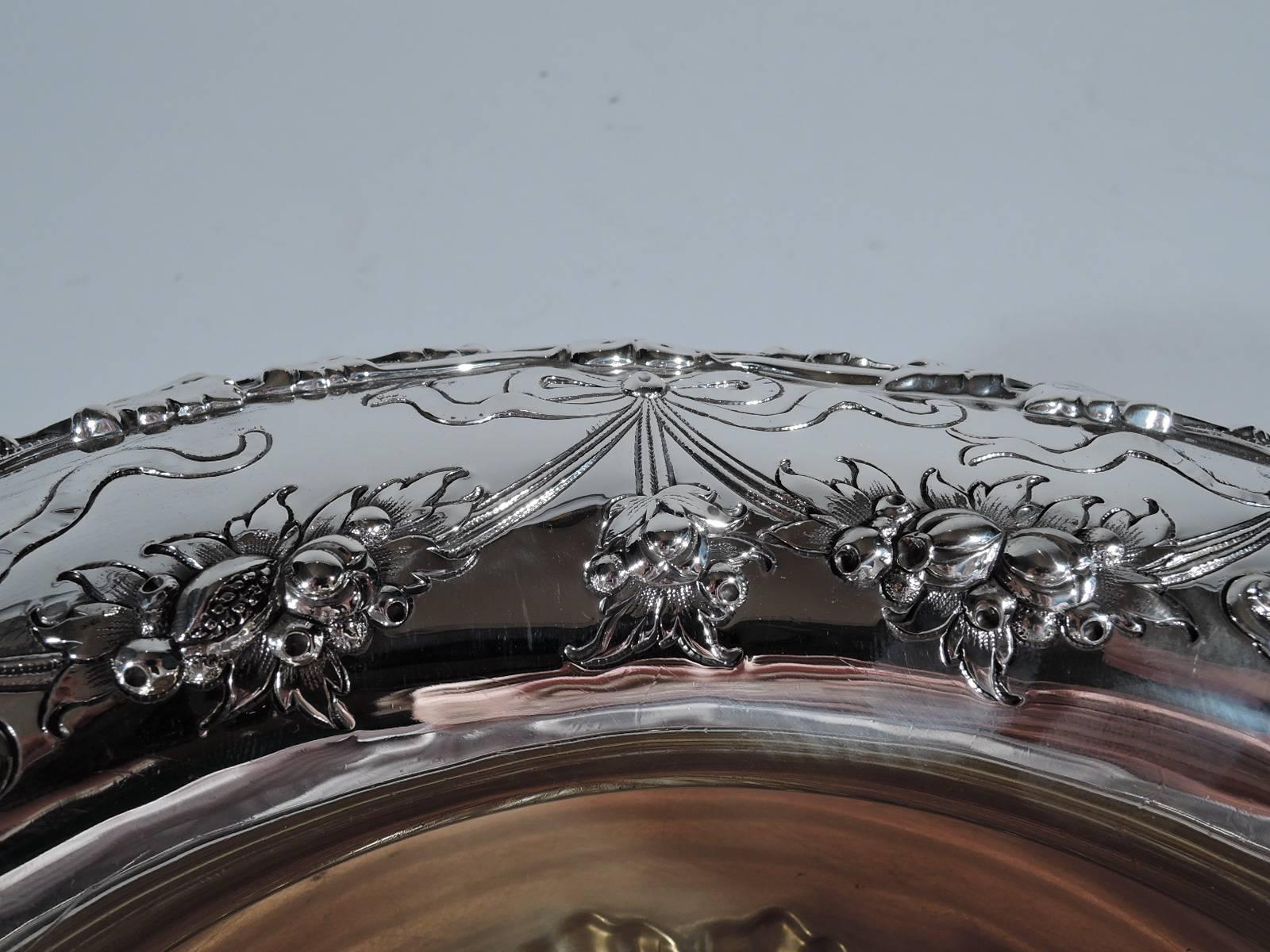 Antique Gorham Edwardian Sterling Silver Centerpiece Bowl In Excellent Condition In New York, NY