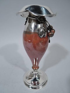 Vase américain ancien en métal mélangé et argent de La Pierre