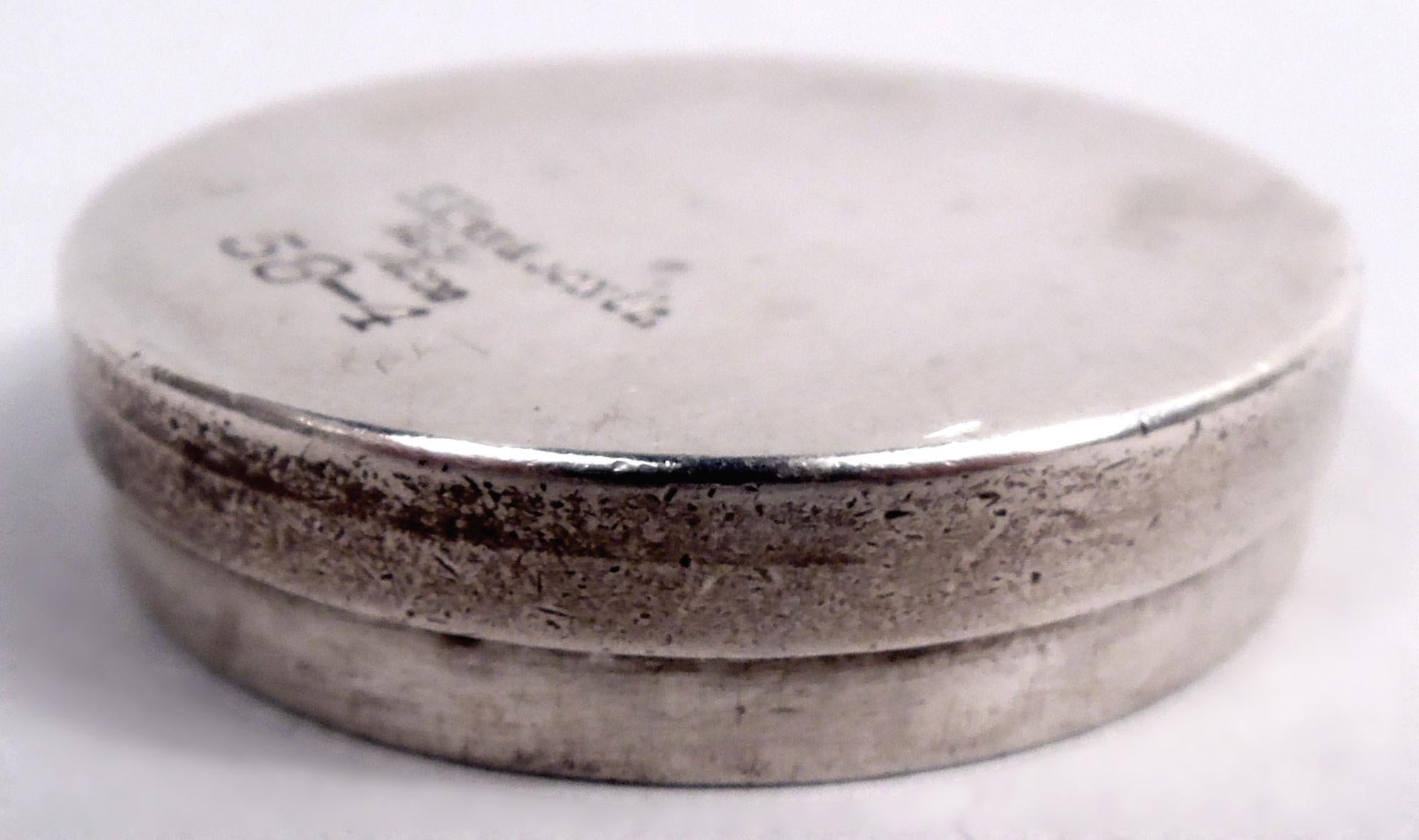 Antique Kirk Baltimore Sterling Silver Pillbox with Pastoral Scene For Sale 1