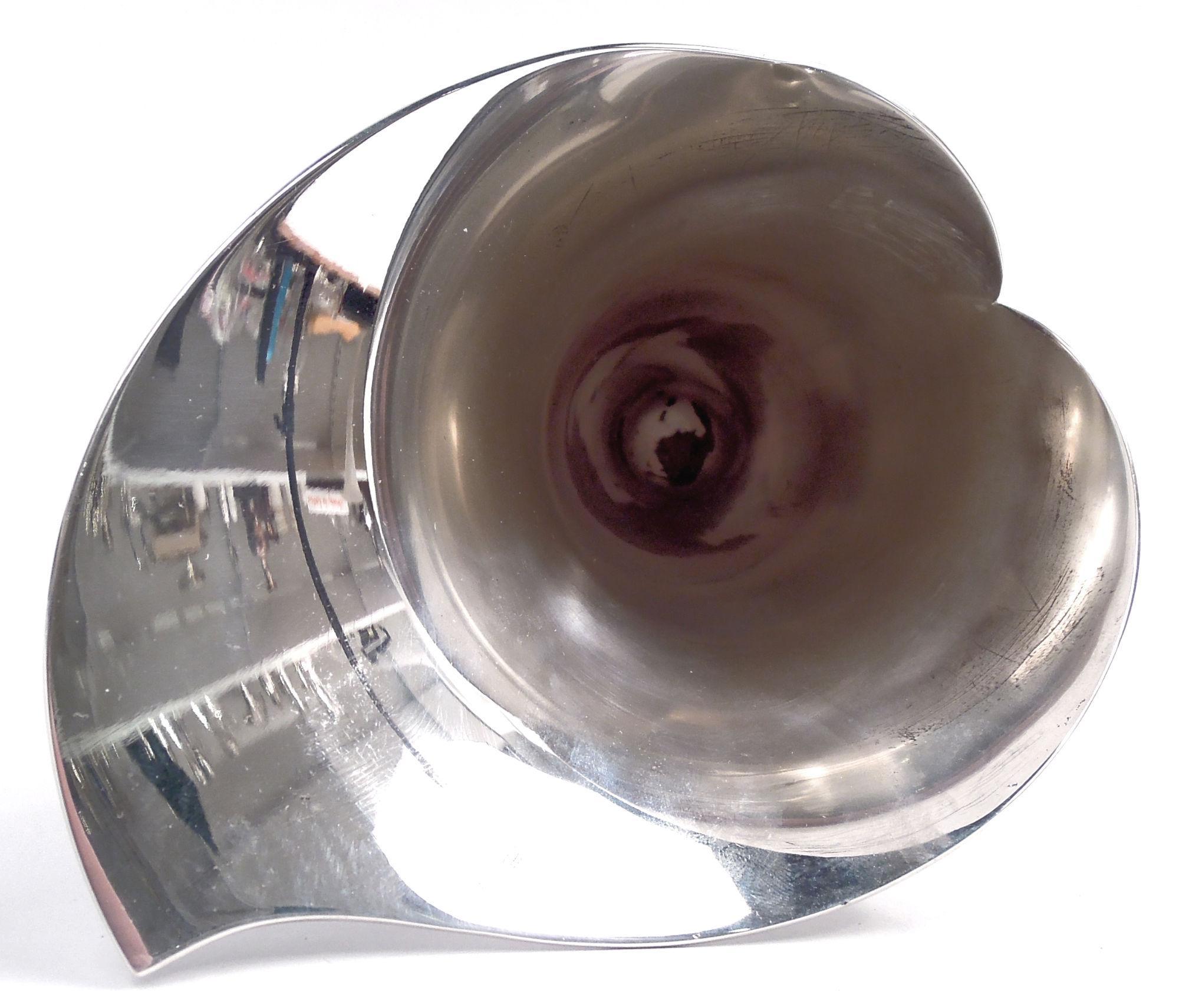 20th Century Classic Tiffany Midcentury Modern Abstract Calla Lily Vase For Sale