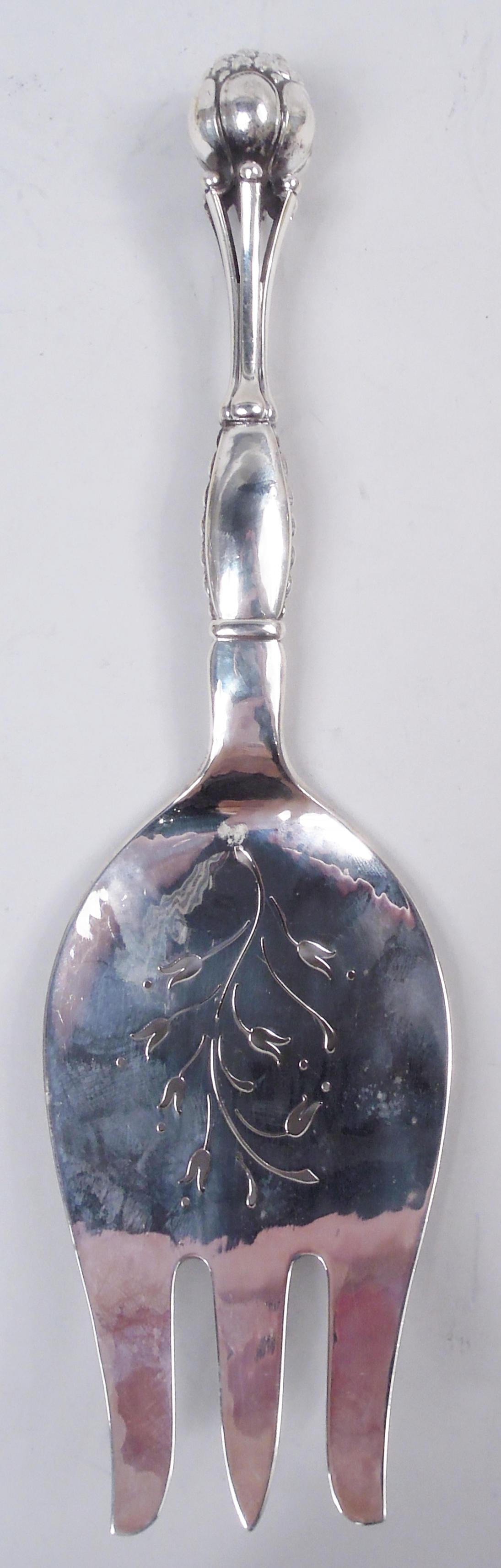 20th Century Georg Jensen Danish Modern Sterling Silver Fish Serving Pair For Sale