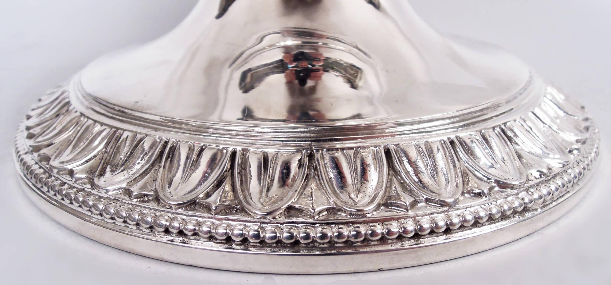 Antique Tiffany Edwardian Regency Sterling Silver Centerpiece Bowl In Good Condition For Sale In New York, NY