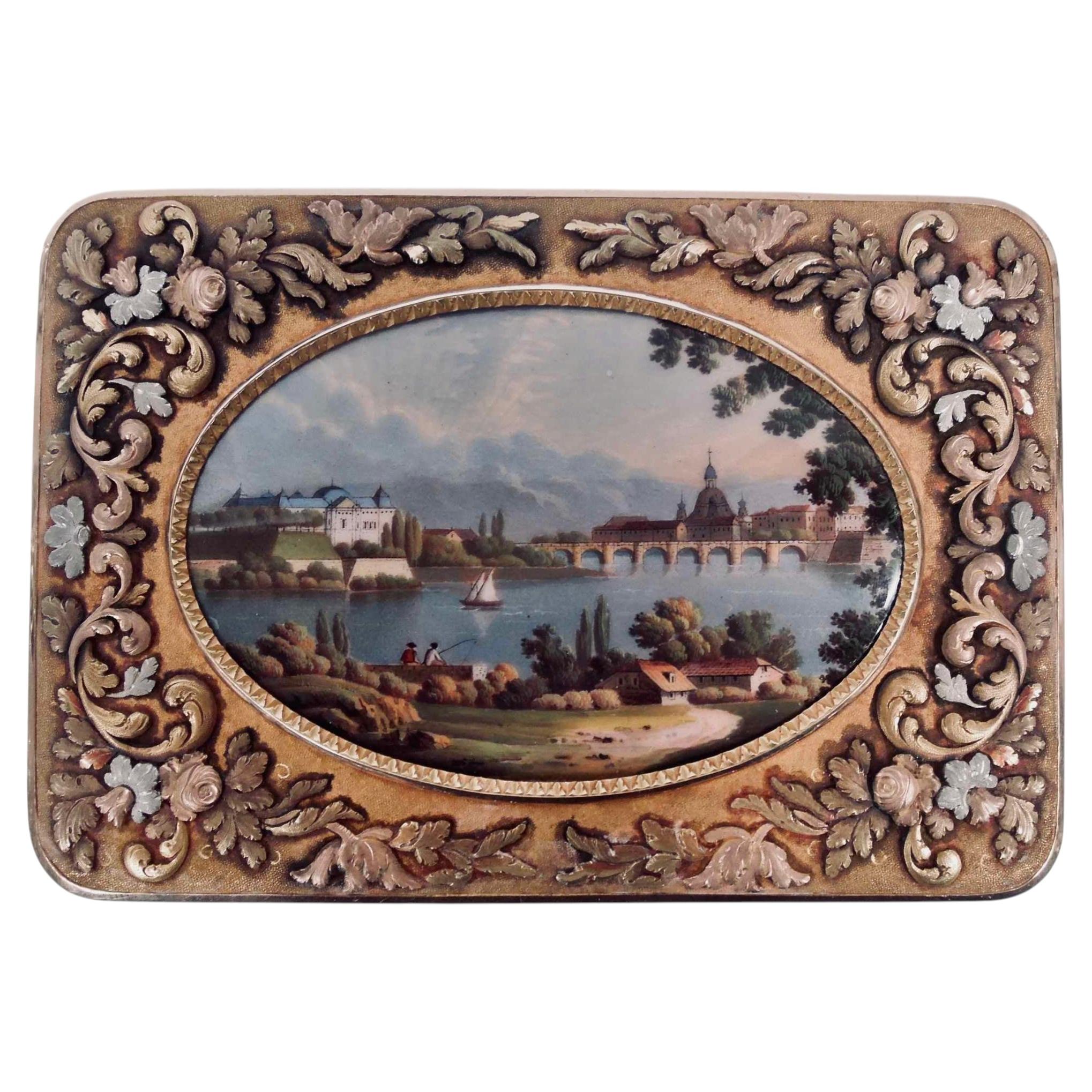 Tabaquera antigua alemana de estilo Biedermeier, dorada, con una vista esmaltada del Elba en Dresde