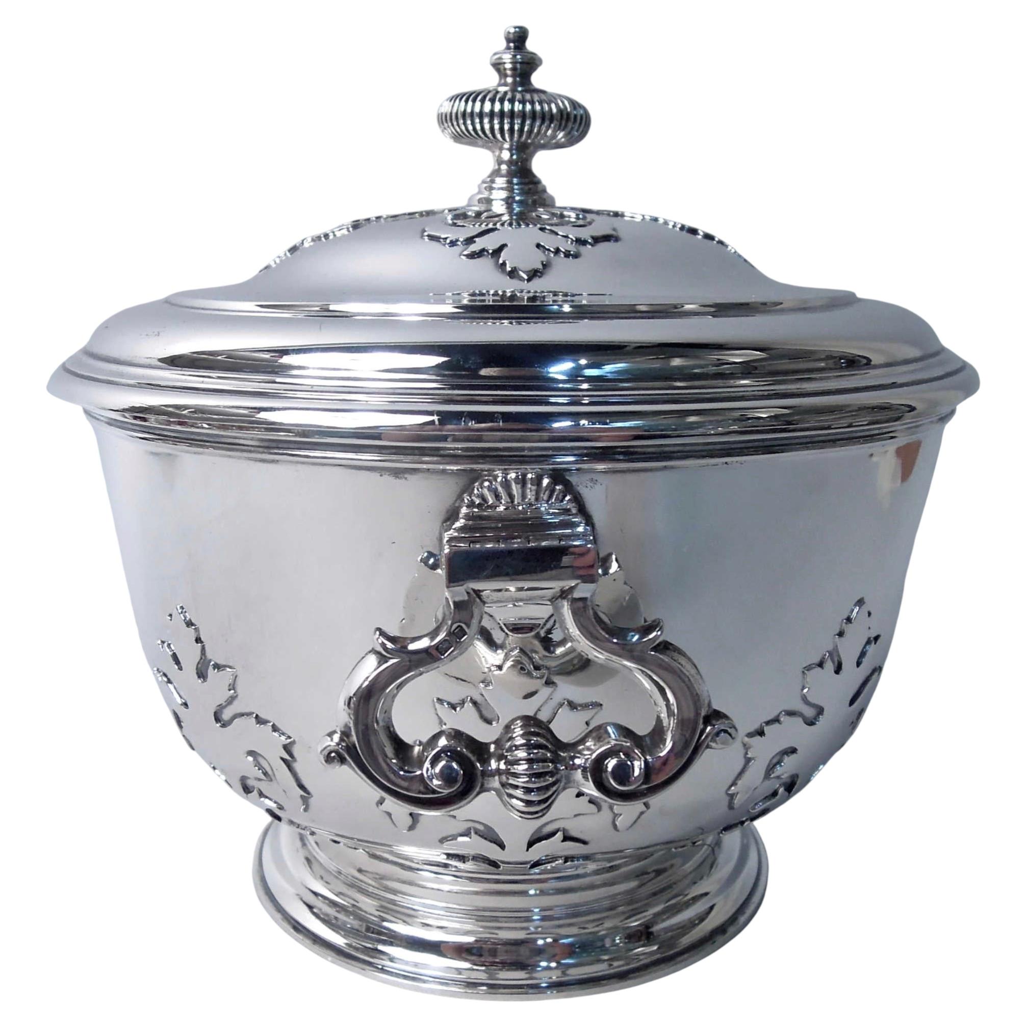 Traditional English Classical Sterling Silver Covered Urn Trophy, 1939