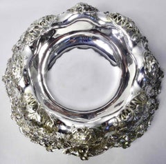 Antique American Victorian Classical Rose Round Centerpiece Bowl