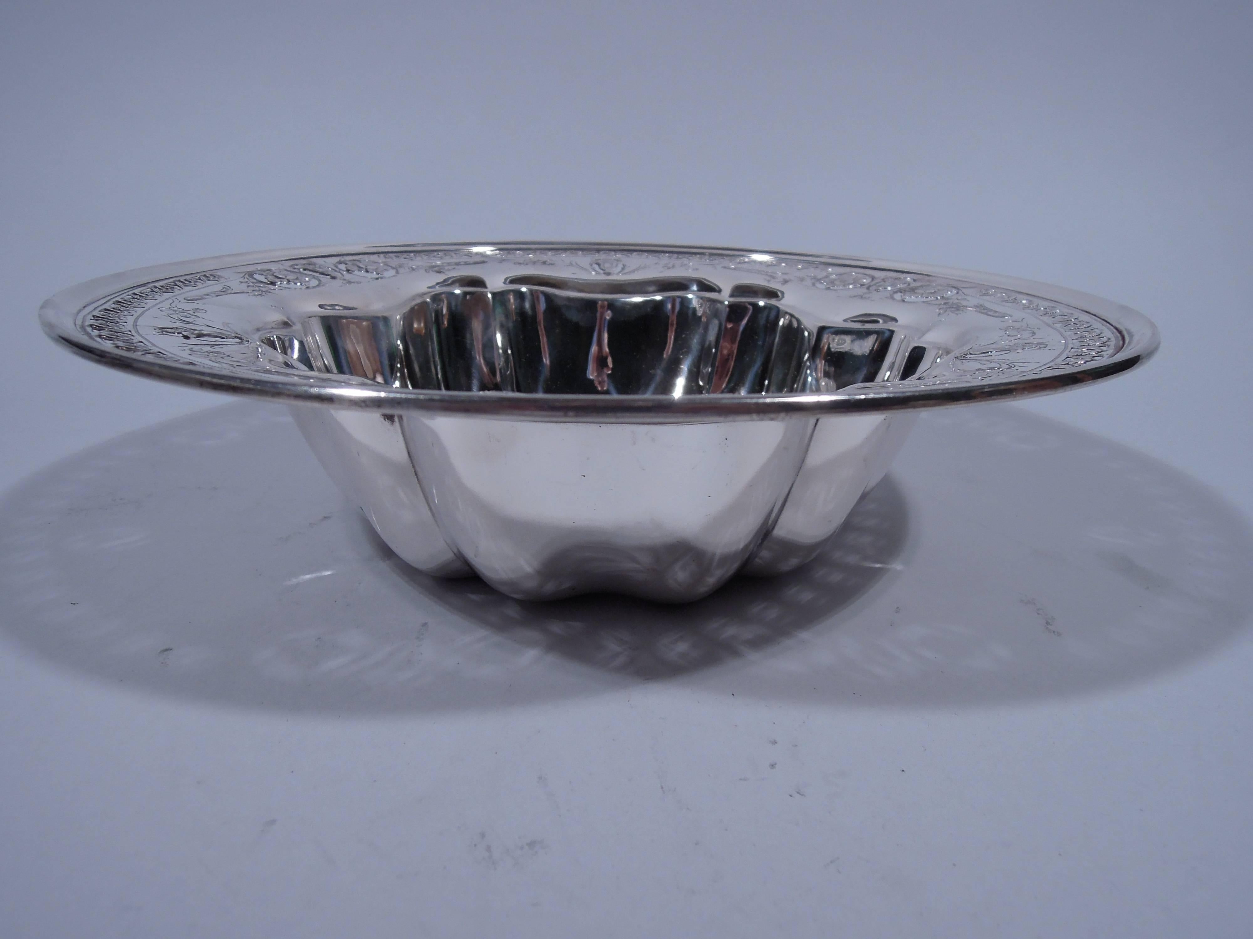 American Art Nouveau Sterling Silver Bowl In Excellent Condition In New York, NY