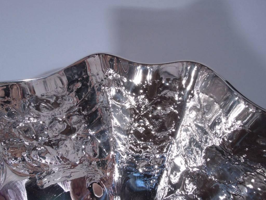 Beautiful Edwardian Sterling Silver Bowl by Tiffany In Excellent Condition In New York, NY